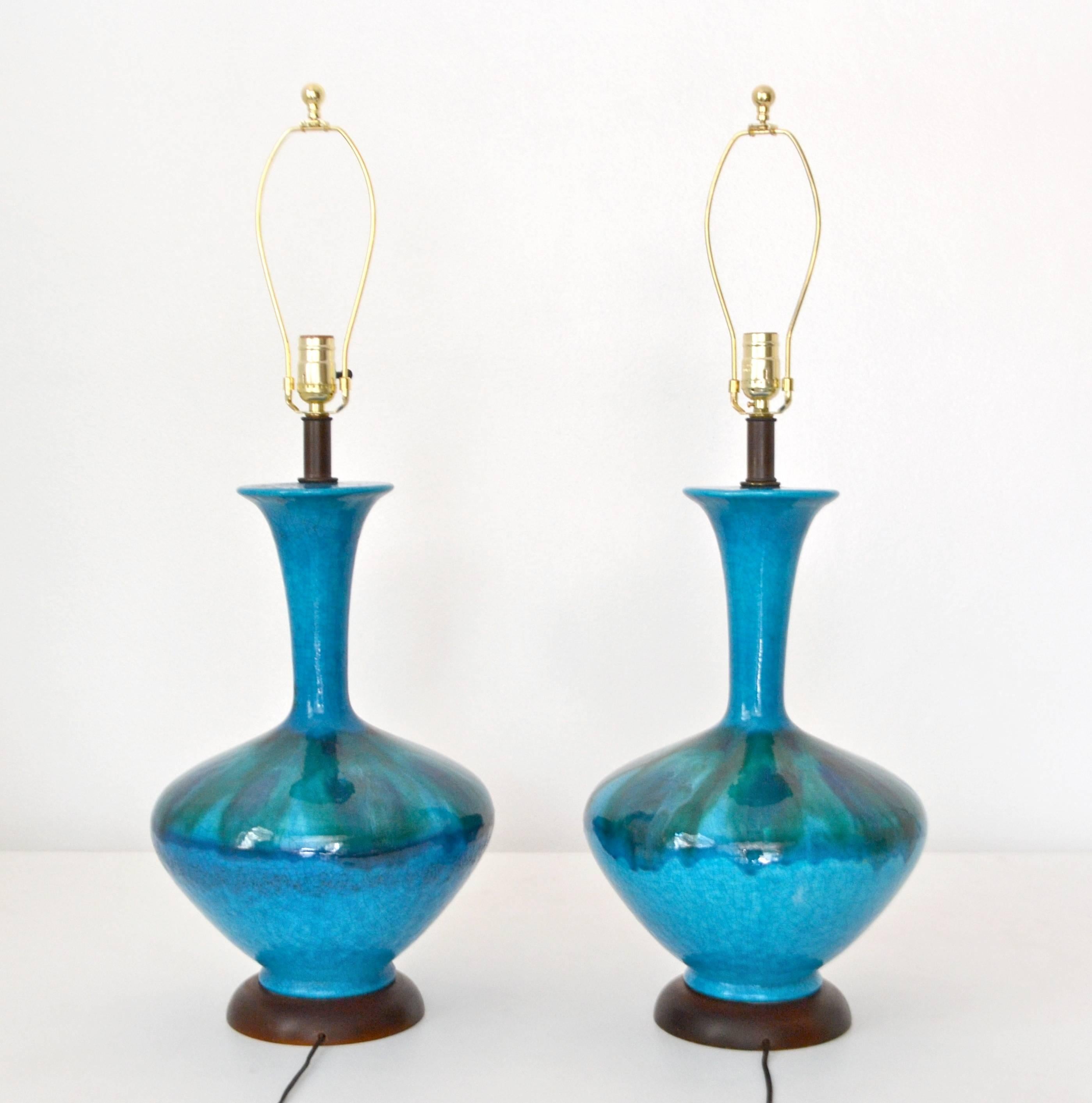 American Pair of Mid-Century Blue Green Crackle Glazed Ceramic Jar Form Table Lamps For Sale