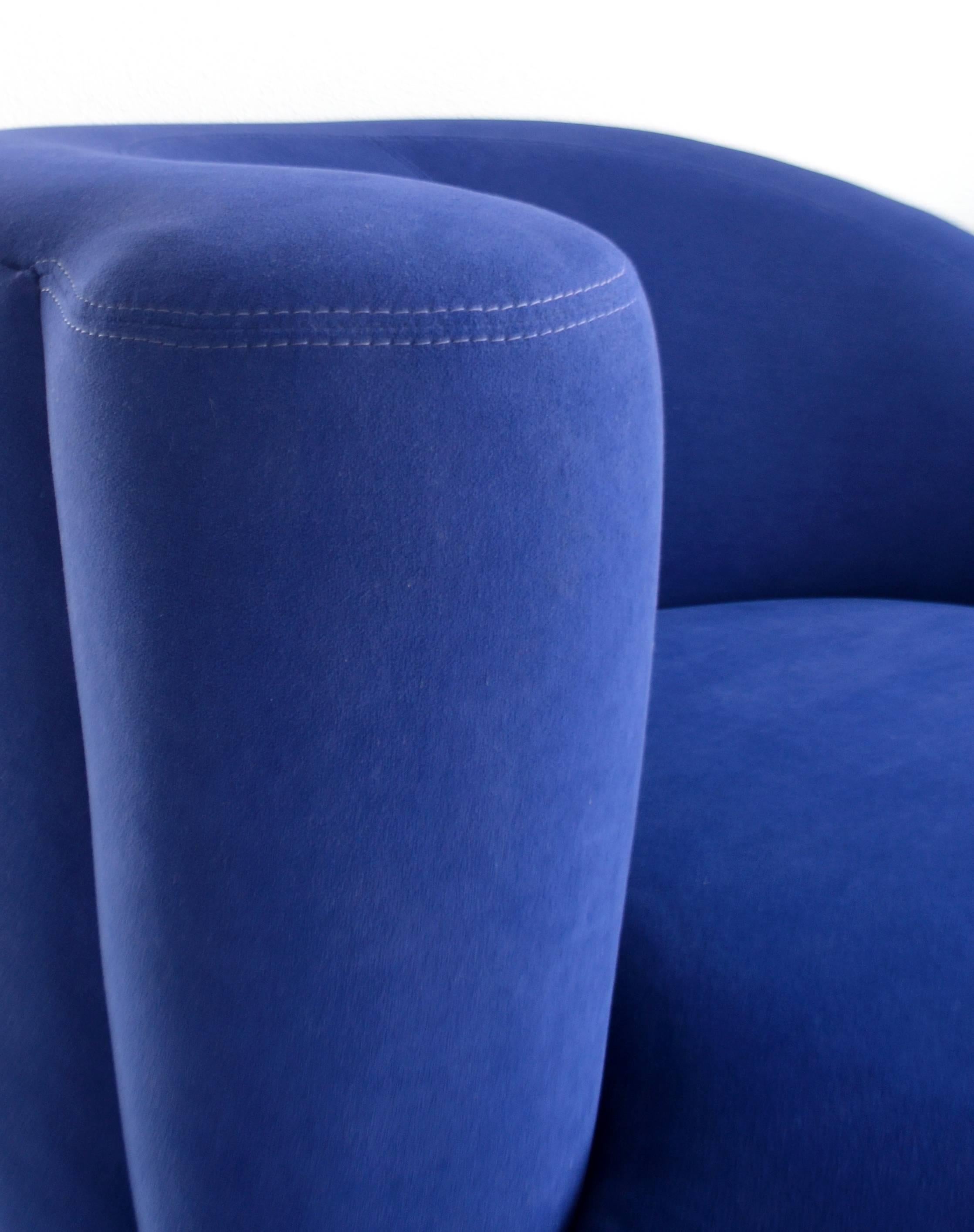 Cotton Pair of Nautilus Lounge Chairs by Vladimir Kagan