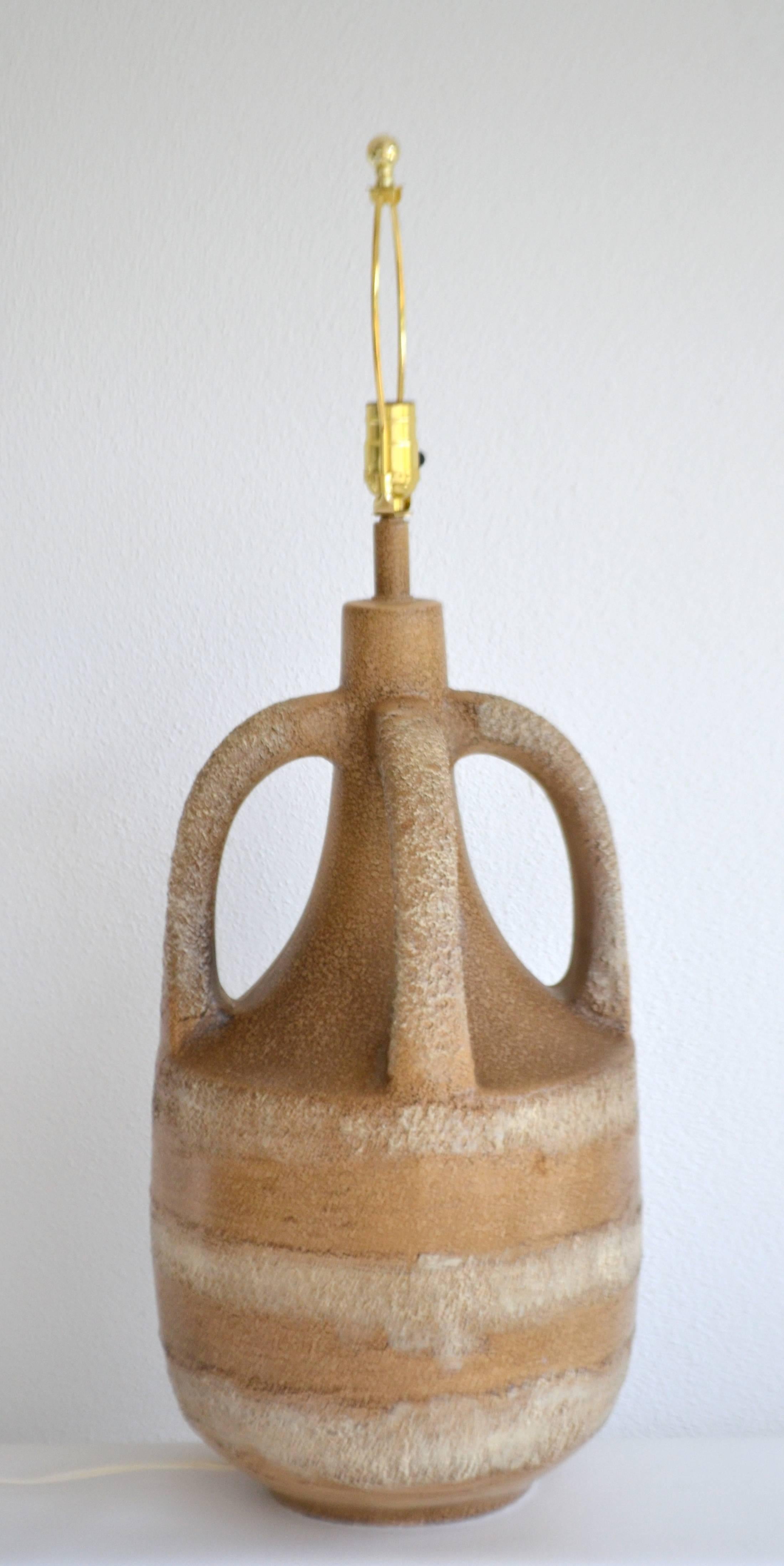 Midcentury Ceramic Jar Form Table Lamp In Good Condition For Sale In West Palm Beach, FL