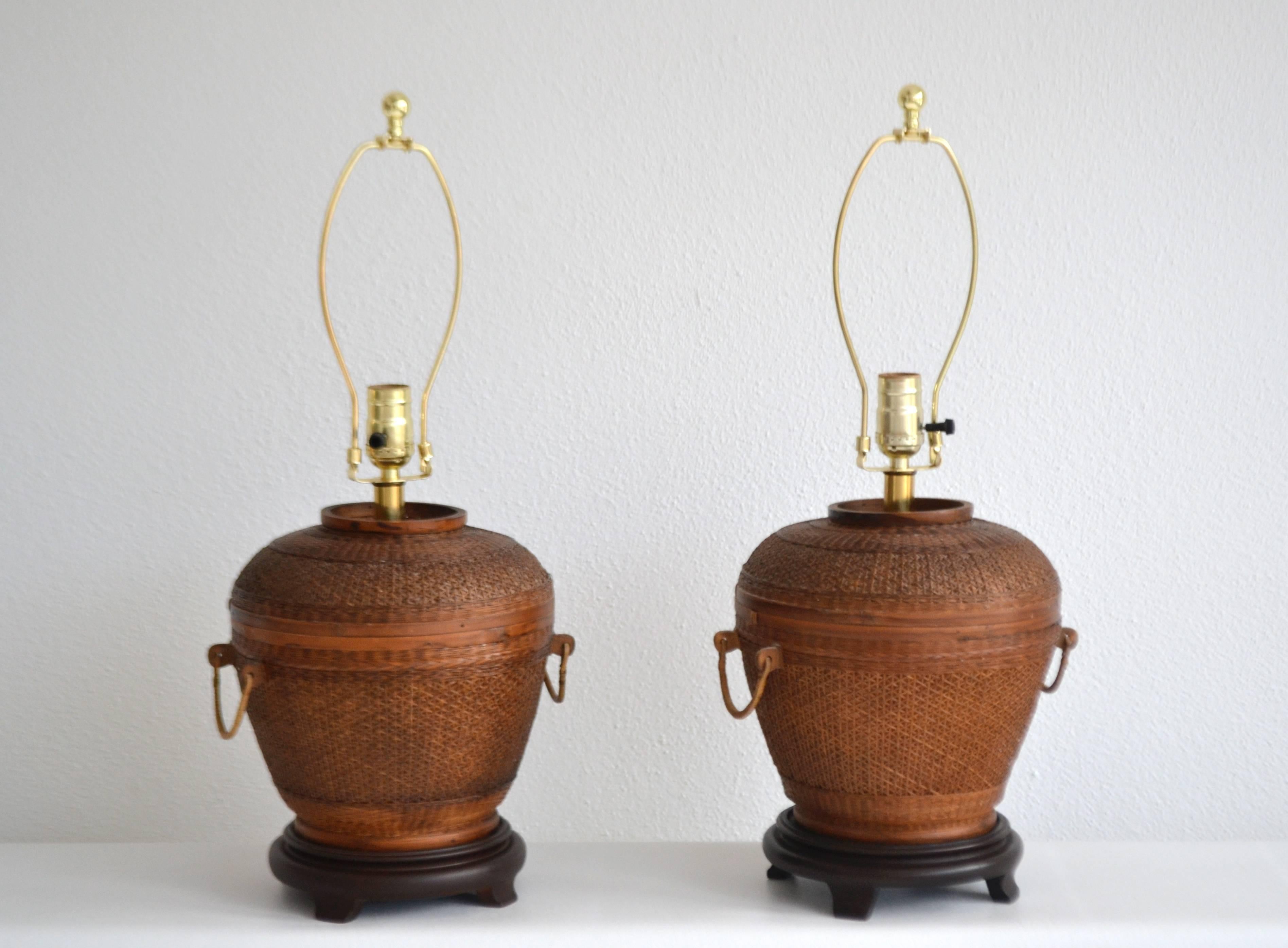 Pair of Mid-Century Woven Reed Basket Form Table Lamps In Excellent Condition In West Palm Beach, FL