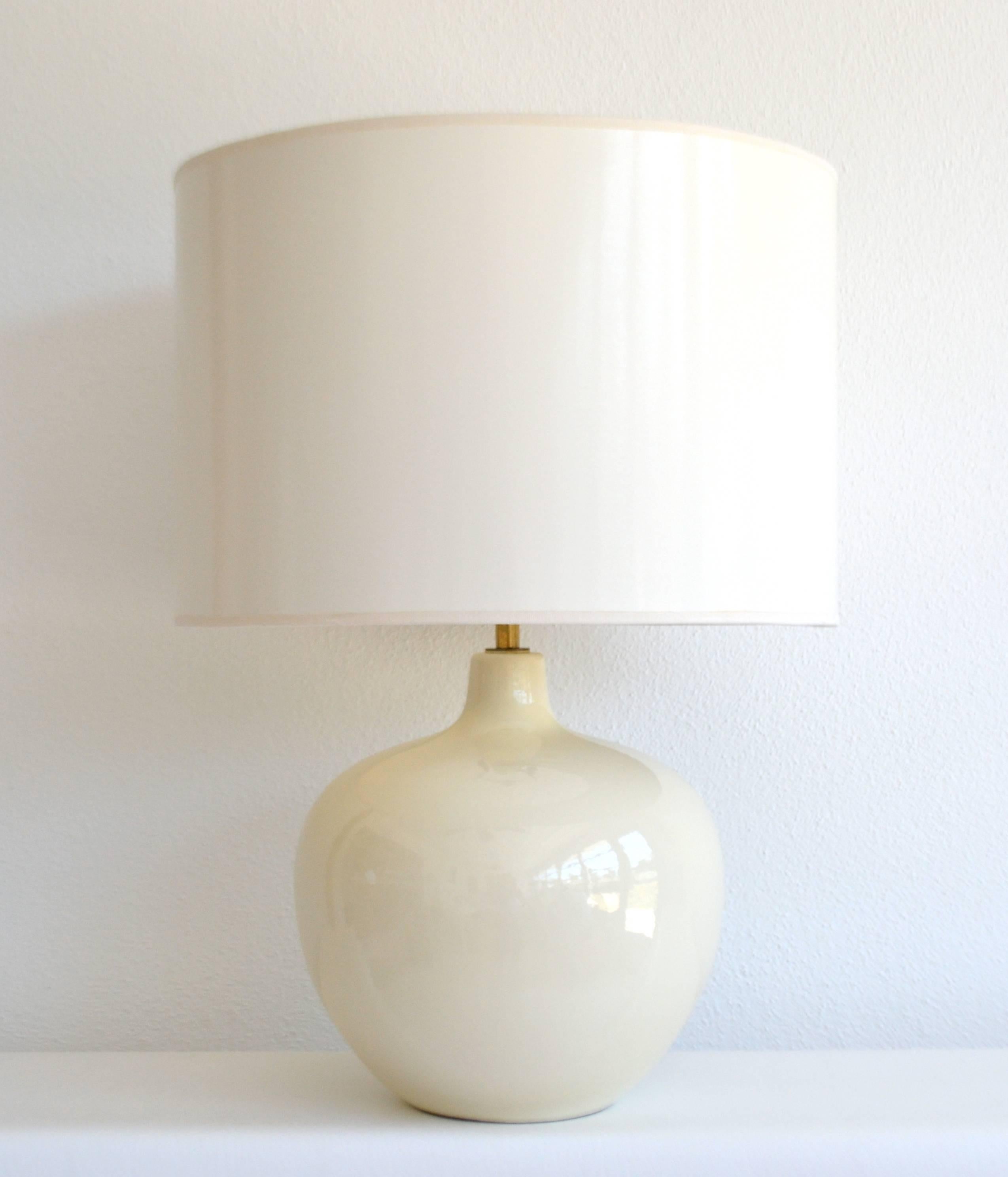 Brass Mid-Century White Glazed Ceramic Gourd Form Table Lamp