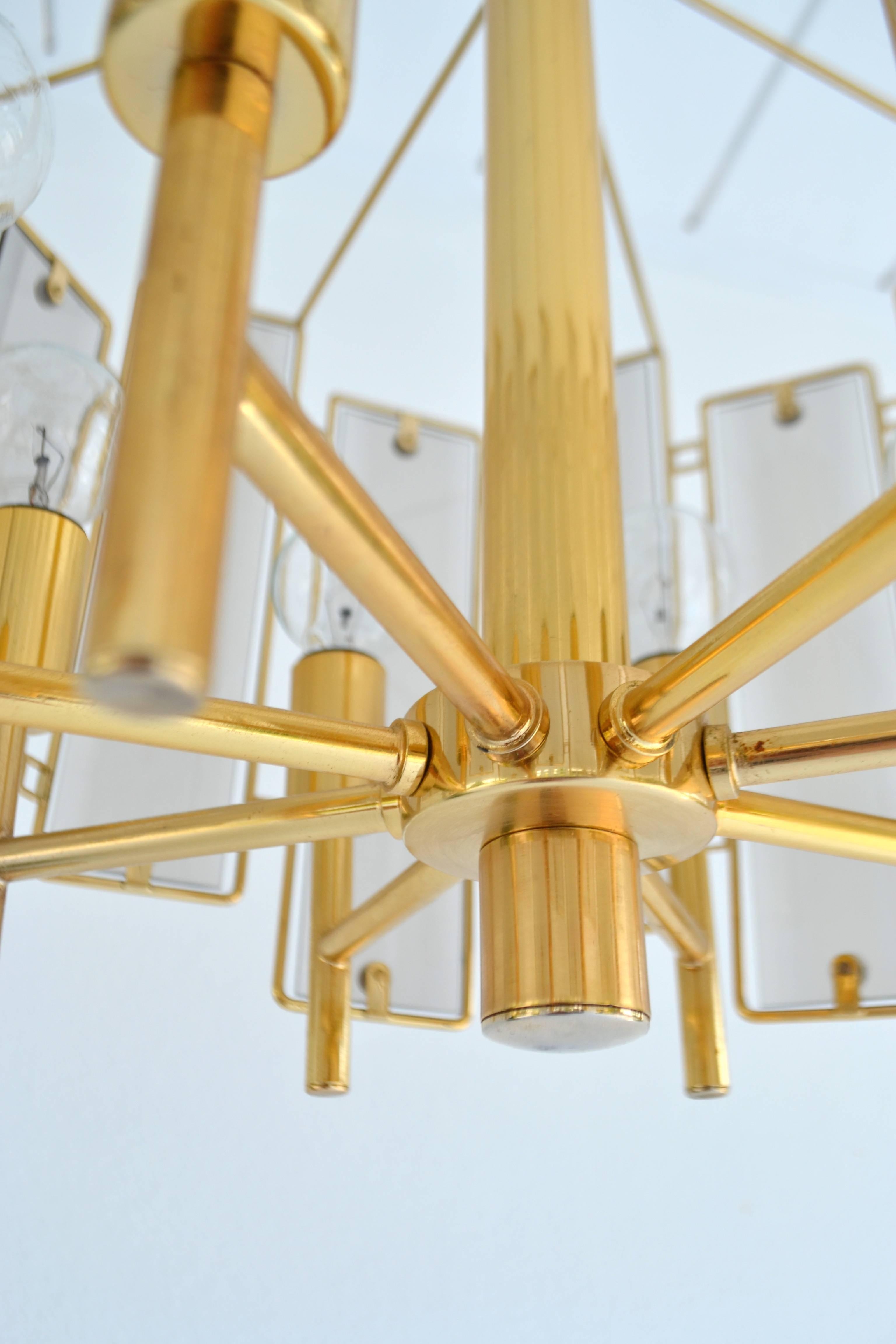 Midcentury Italian Brass Eight-Arm Chandelier For Sale 2