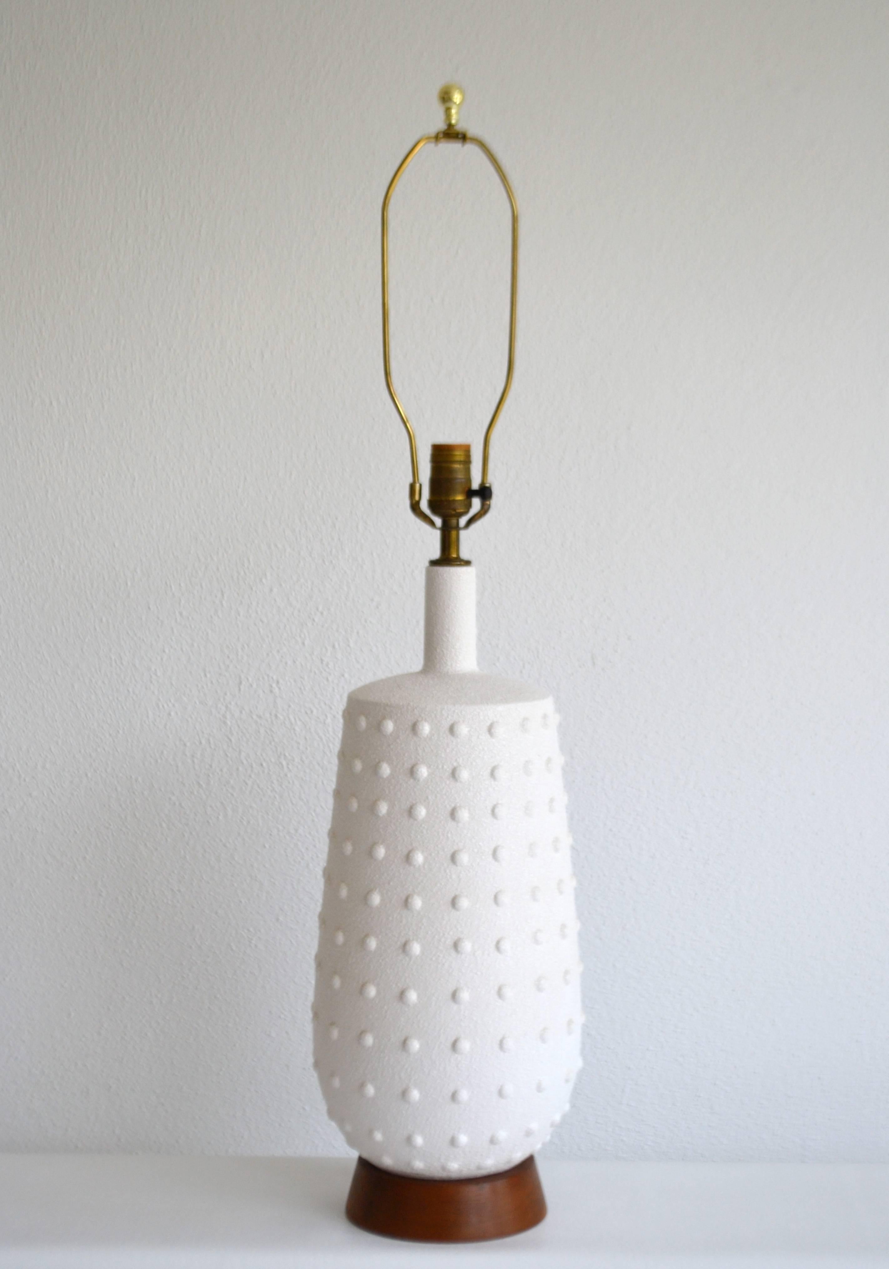 Mid-Century Modern Mid-Century Jar Form Table Lamp