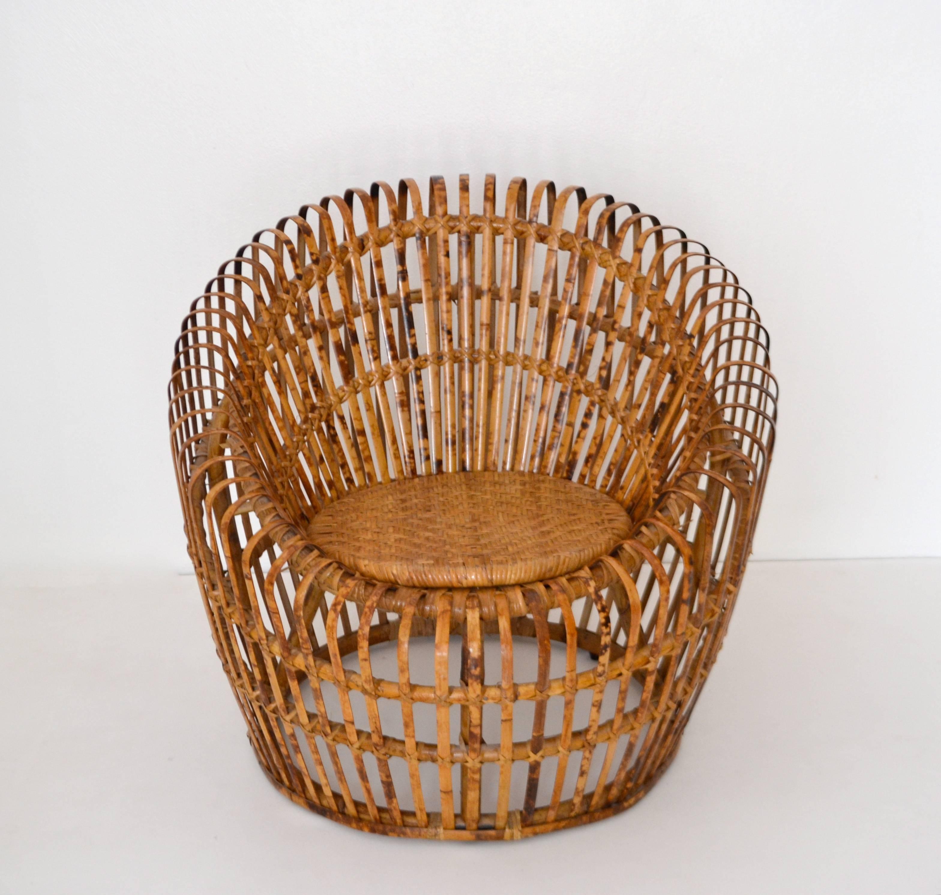Mid-Century Italian Slatted Bamboo Tub Chair In Excellent Condition In West Palm Beach, FL