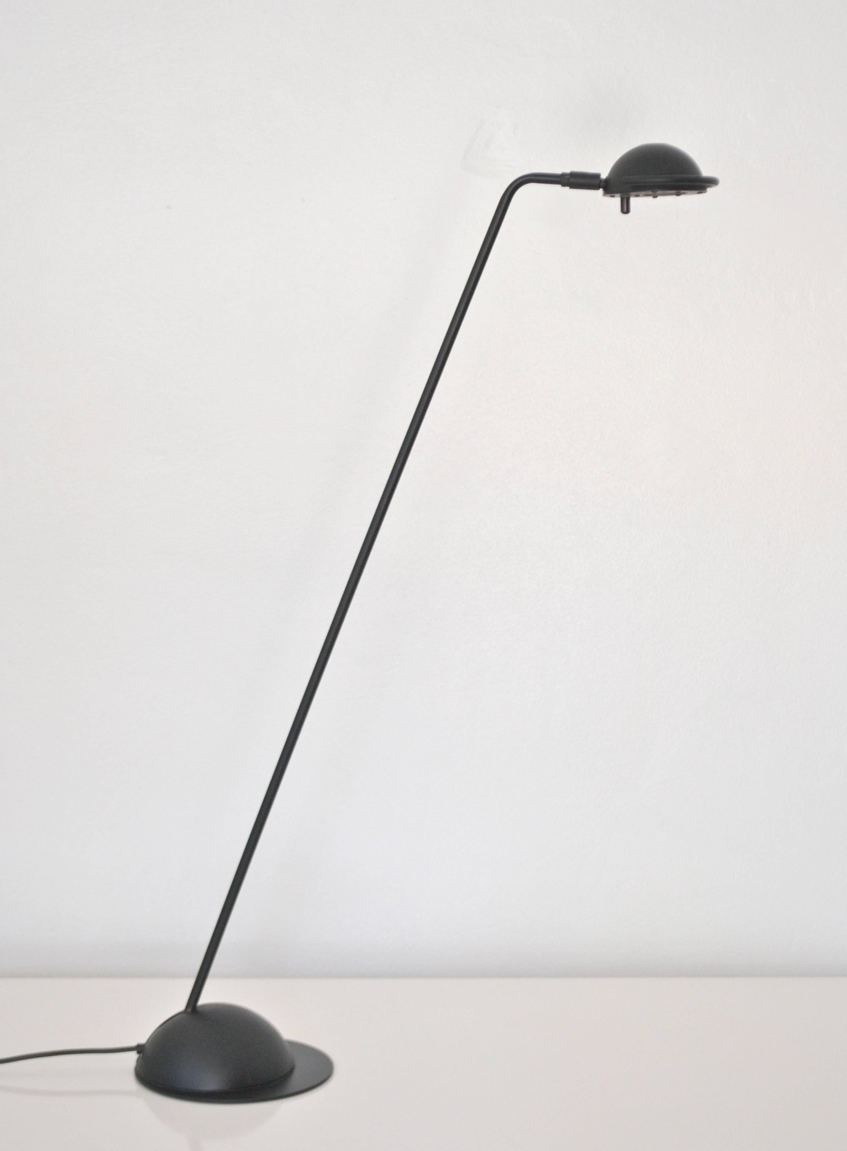 Postmodern Italian Articulating Floor Lamp by Koch & Lowy In Excellent Condition In West Palm Beach, FL