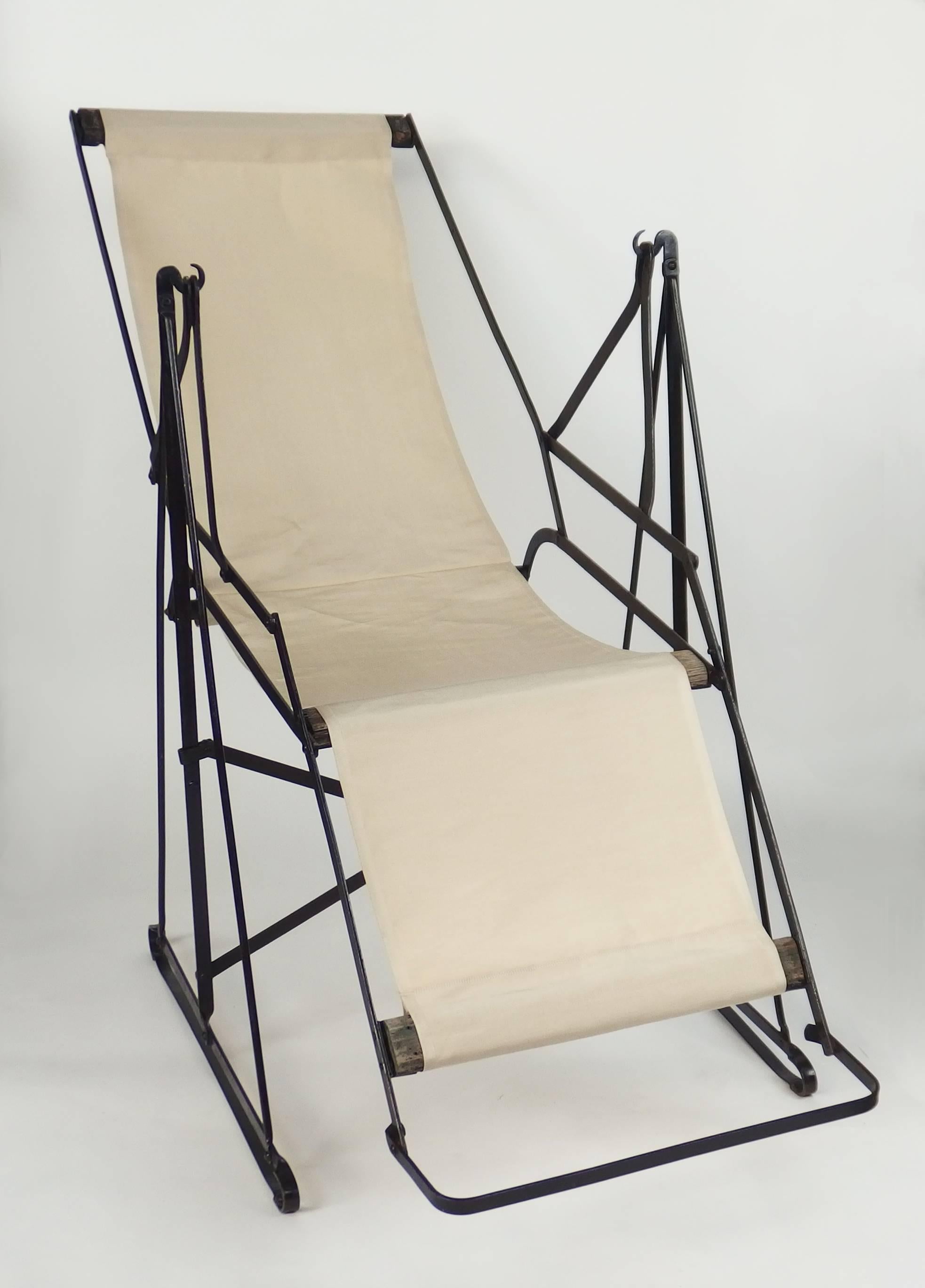 French Modernist Art Deco Swinging Chaise Longue For Sale