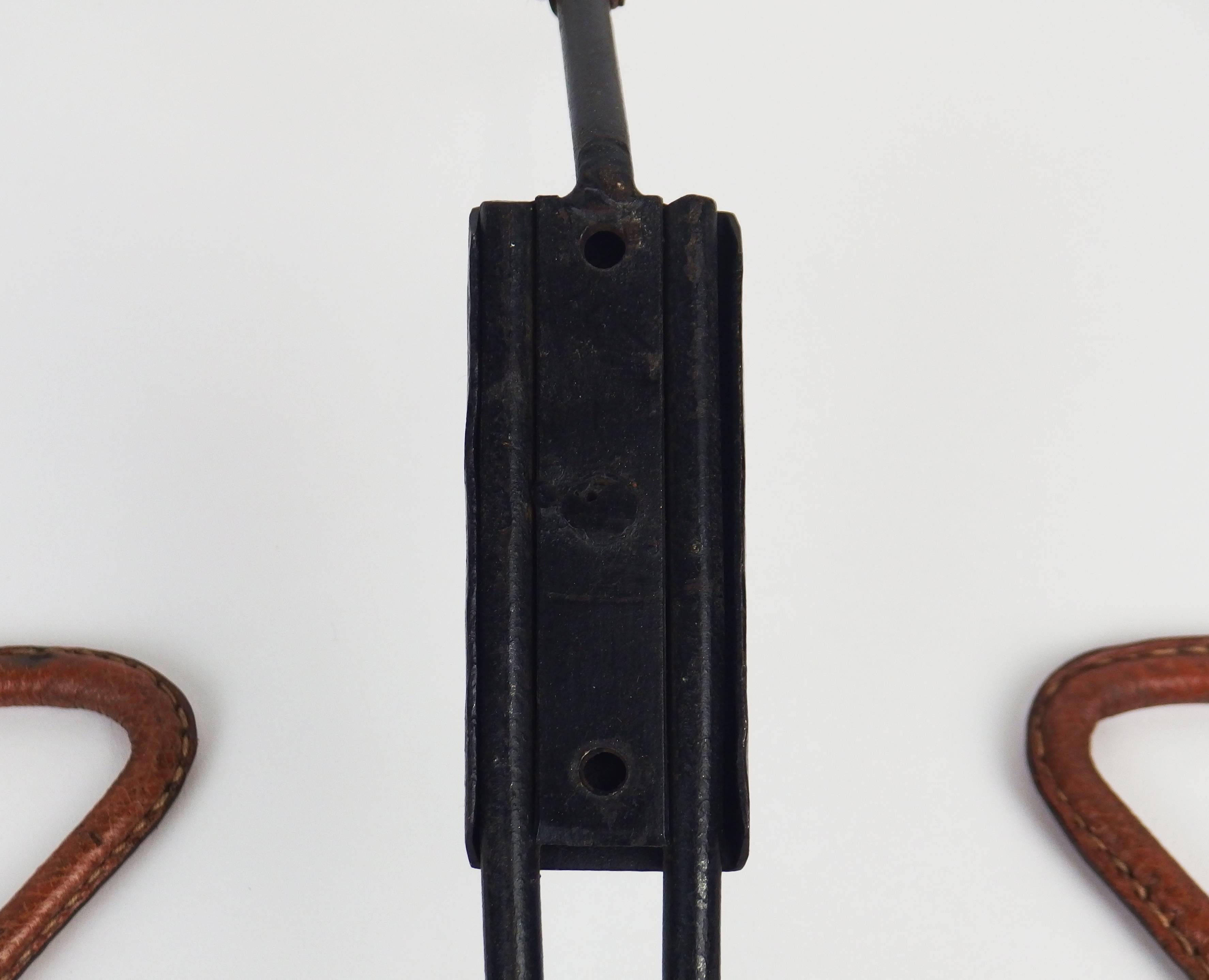 Leather Stitched Coat Rack in the Style of Jacques Adnet In Good Condition In Janvry, Essonne