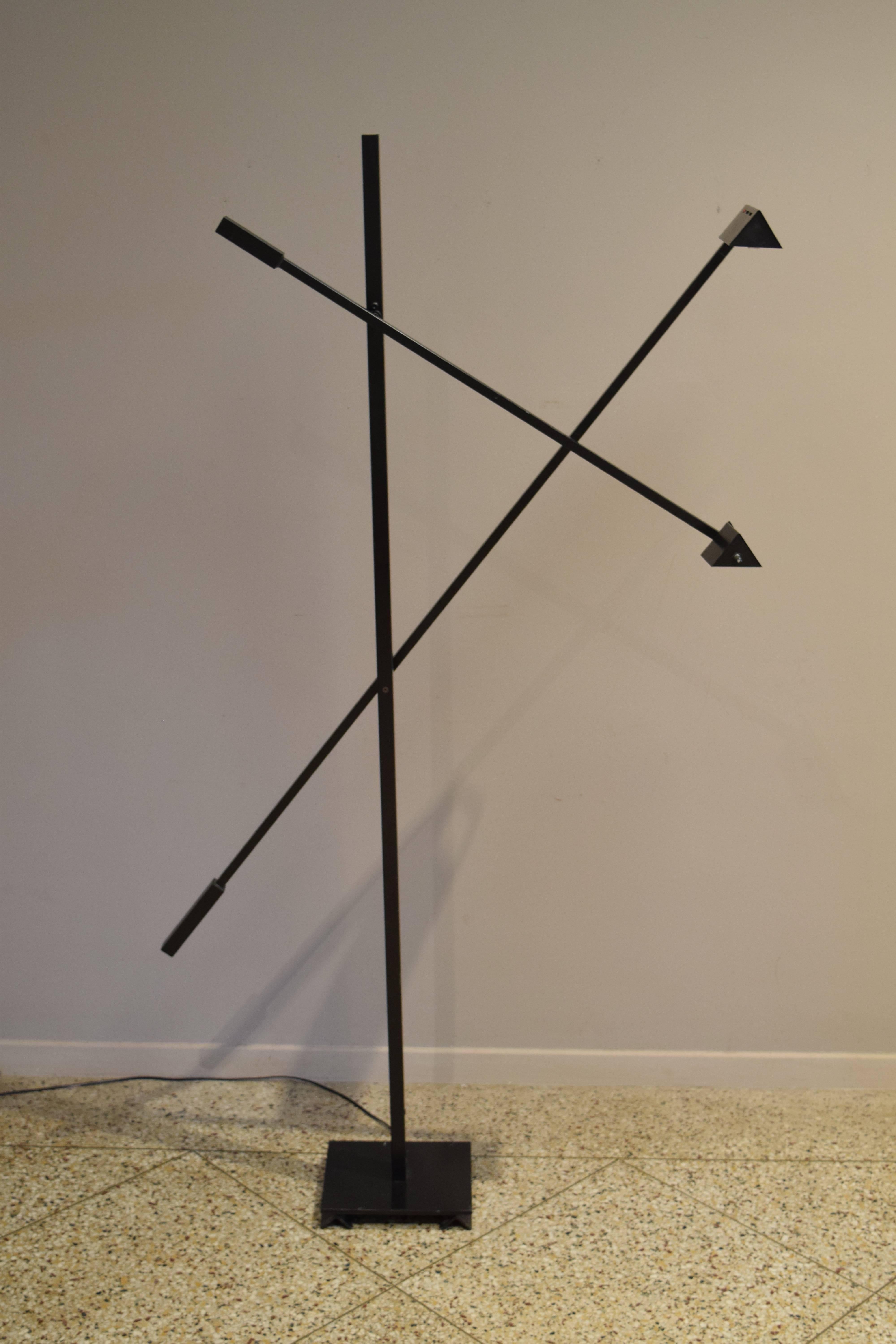 American Articulated Floor Lamp in the Style of Robert Sonneman For Sale