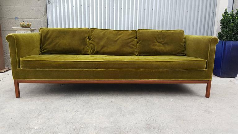 Metropolitan Sofa In Green Mohair At 1stdibs Low Profile Sofa By Metropolitan Furniture Of San Francisco Solid Walnut Base With Original Mohair