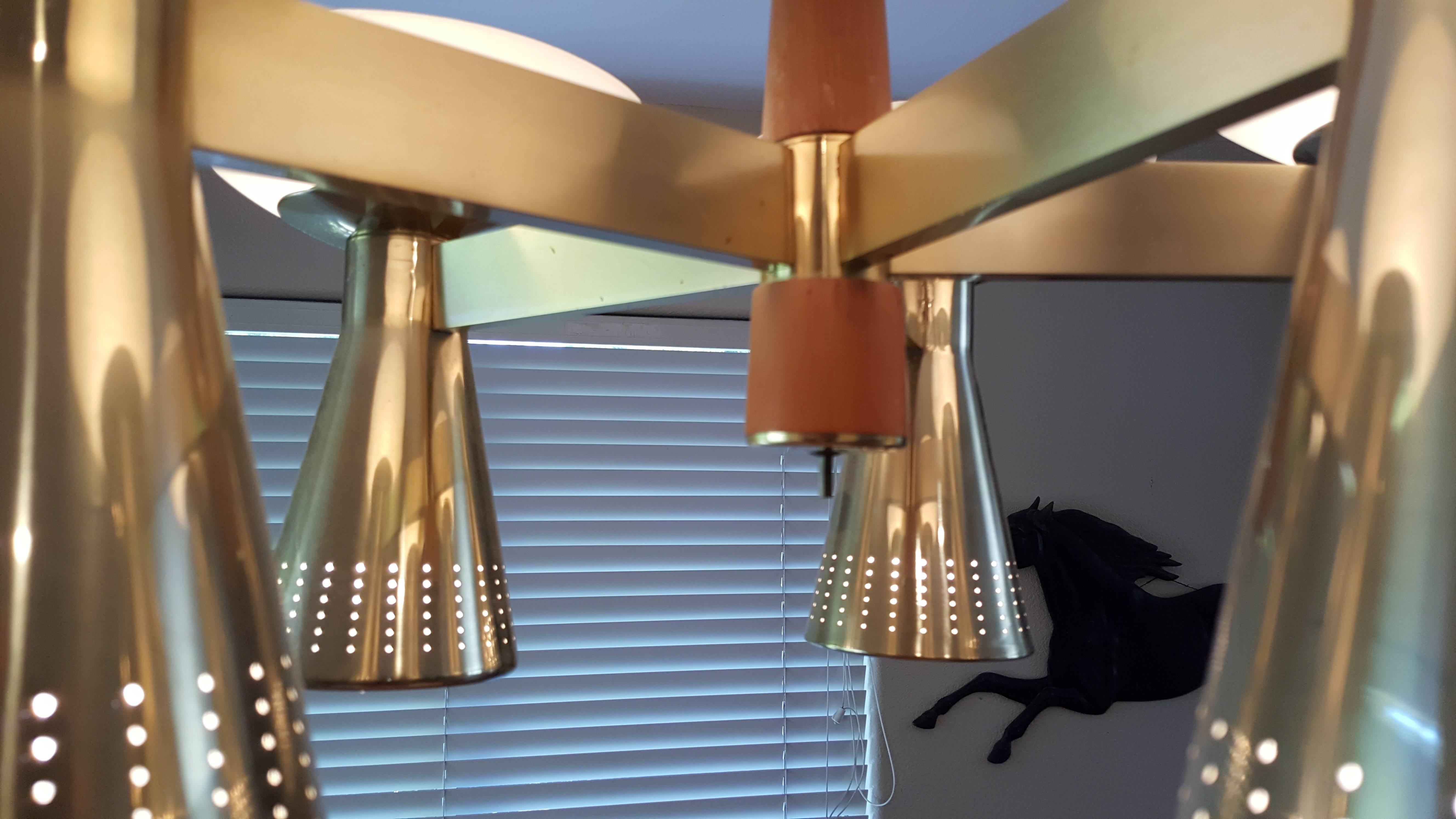 Mid-Century Modern Conical Brass and Glass Chandelier In Good Condition For Sale In Fulton, CA