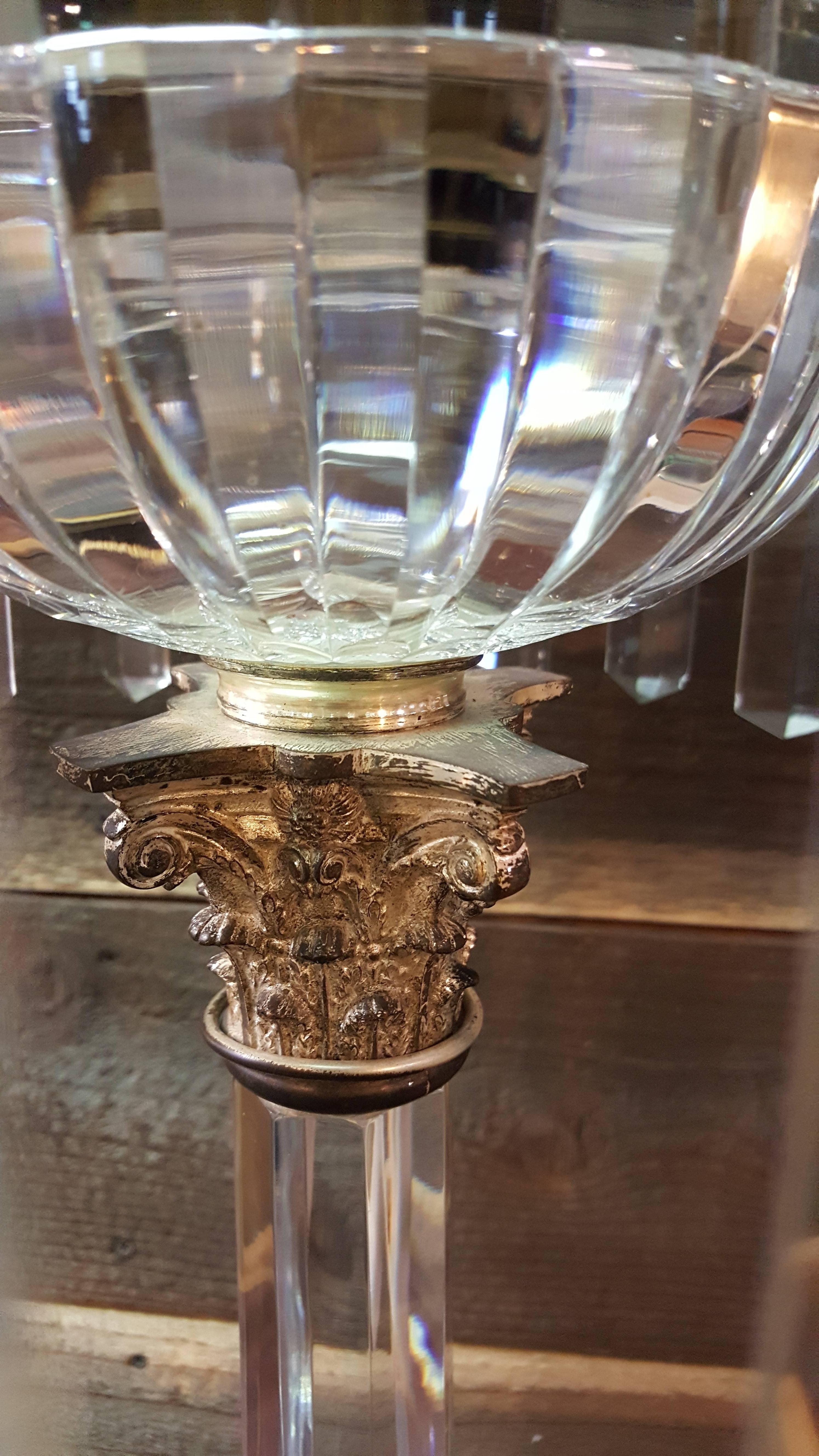 Cut Crystal and Etched Glass Sinumbra Lamp In Excellent Condition In Fulton, CA