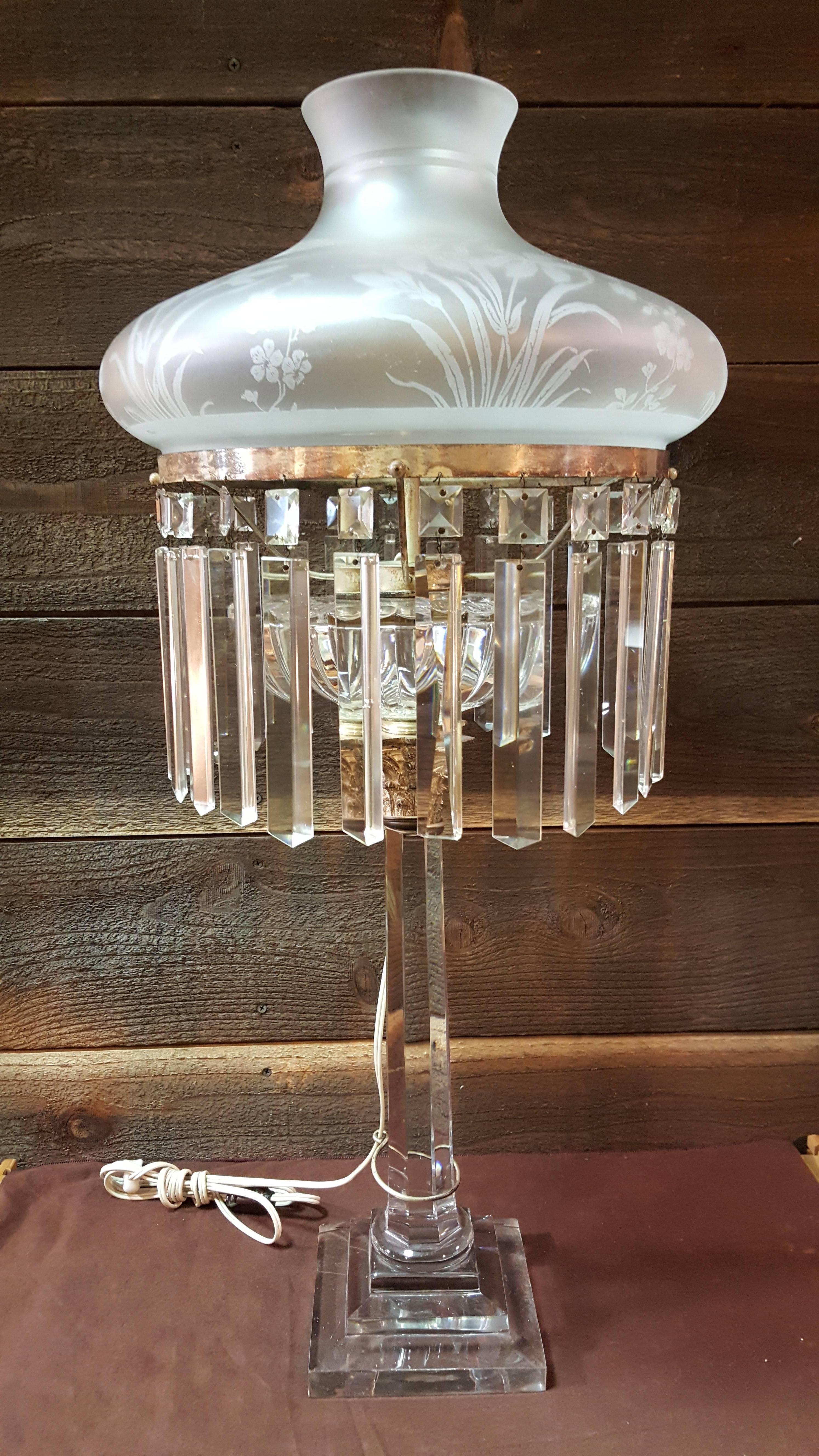 Cut Crystal and Etched Glass Sinumbra Lamp 3