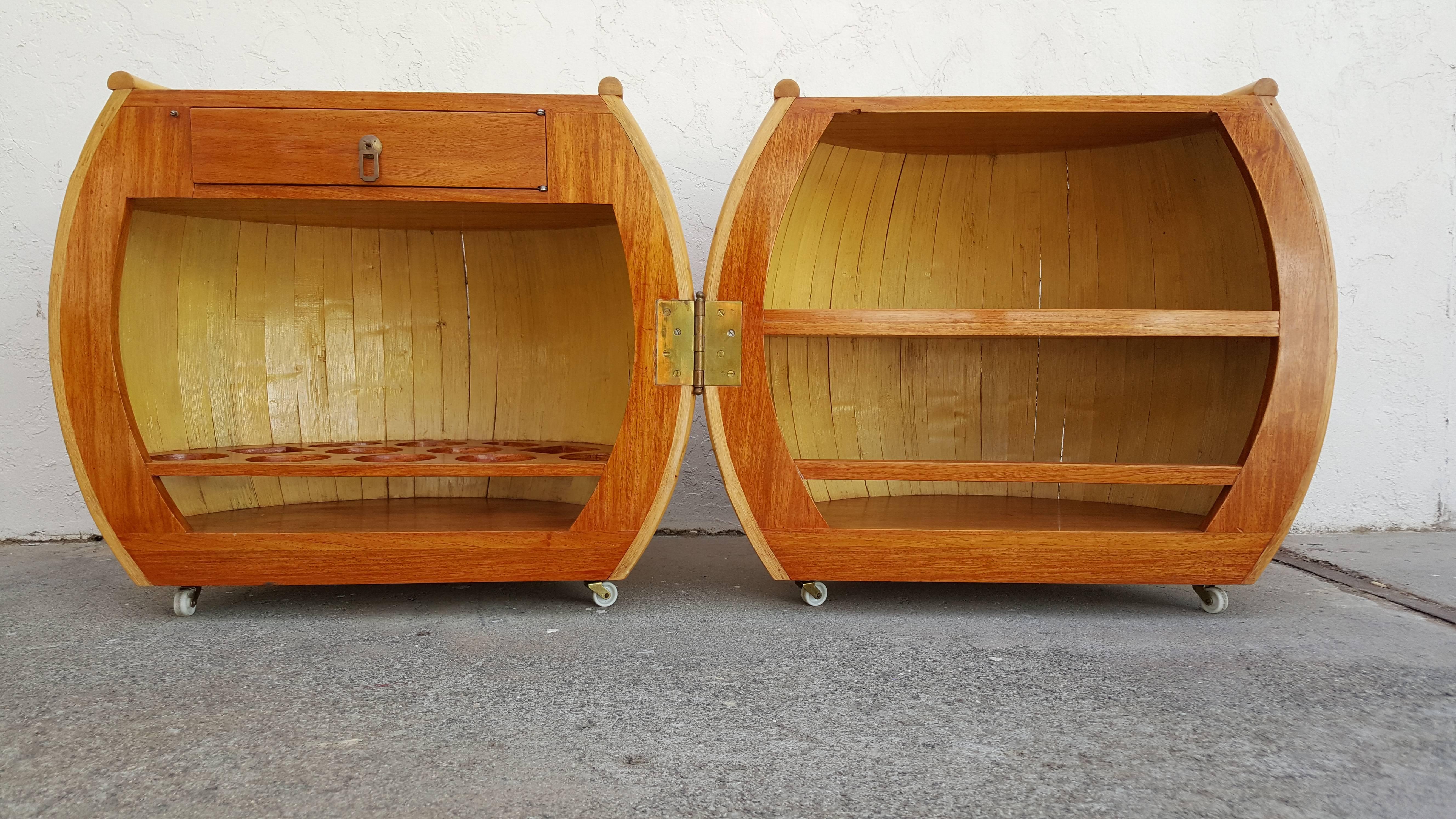 Mid-Century Modern Bamboo Dry Bar End Table For Sale