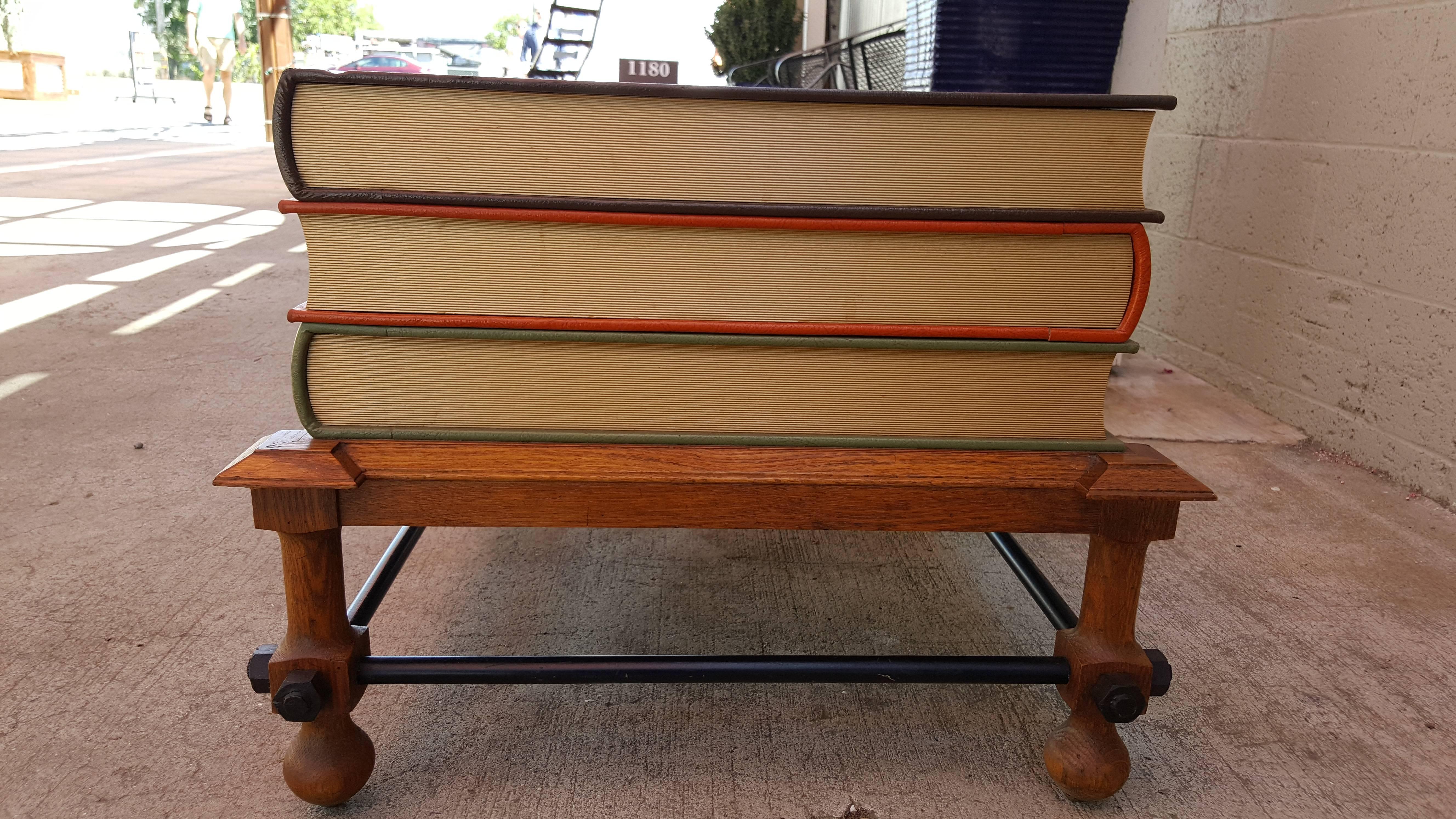 John Dickinson Stacked Books End Table In Good Condition In Fulton, CA