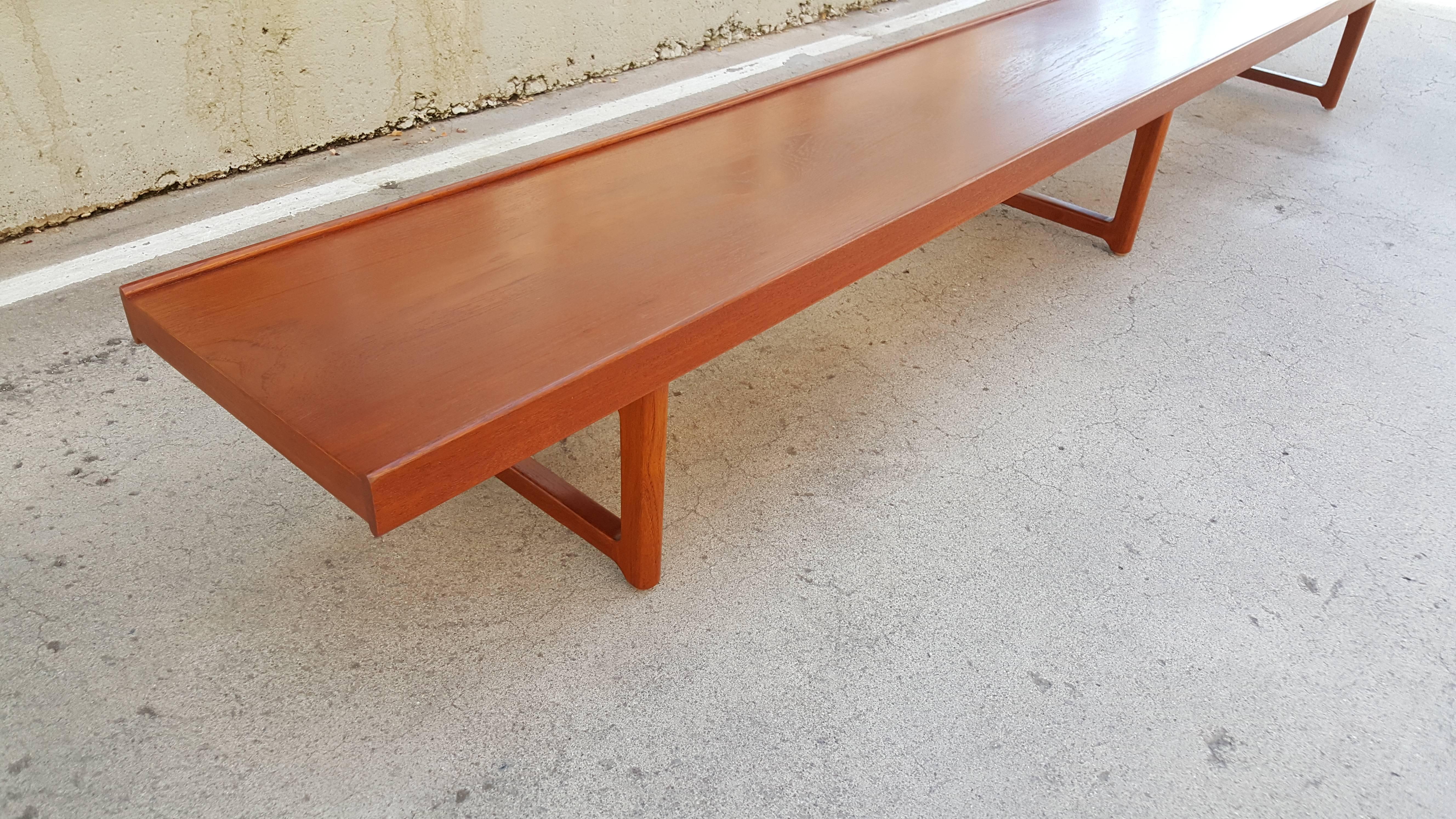 Large-Scale Teak Bench by Torbjorn Afdal In Excellent Condition In Fulton, CA