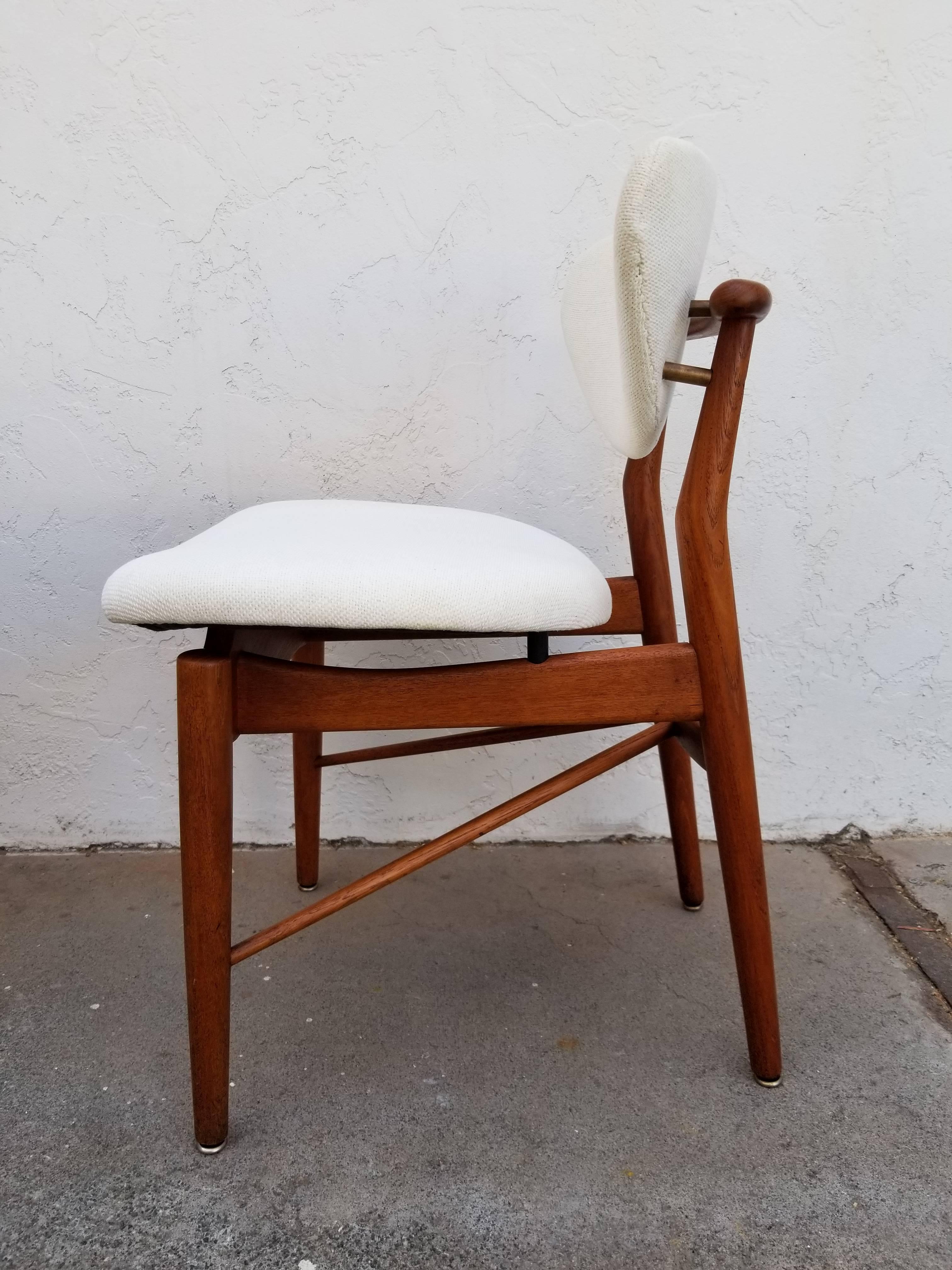 Scandinavian Modern Finn Juhl Attributed Dining Chairs For Sale