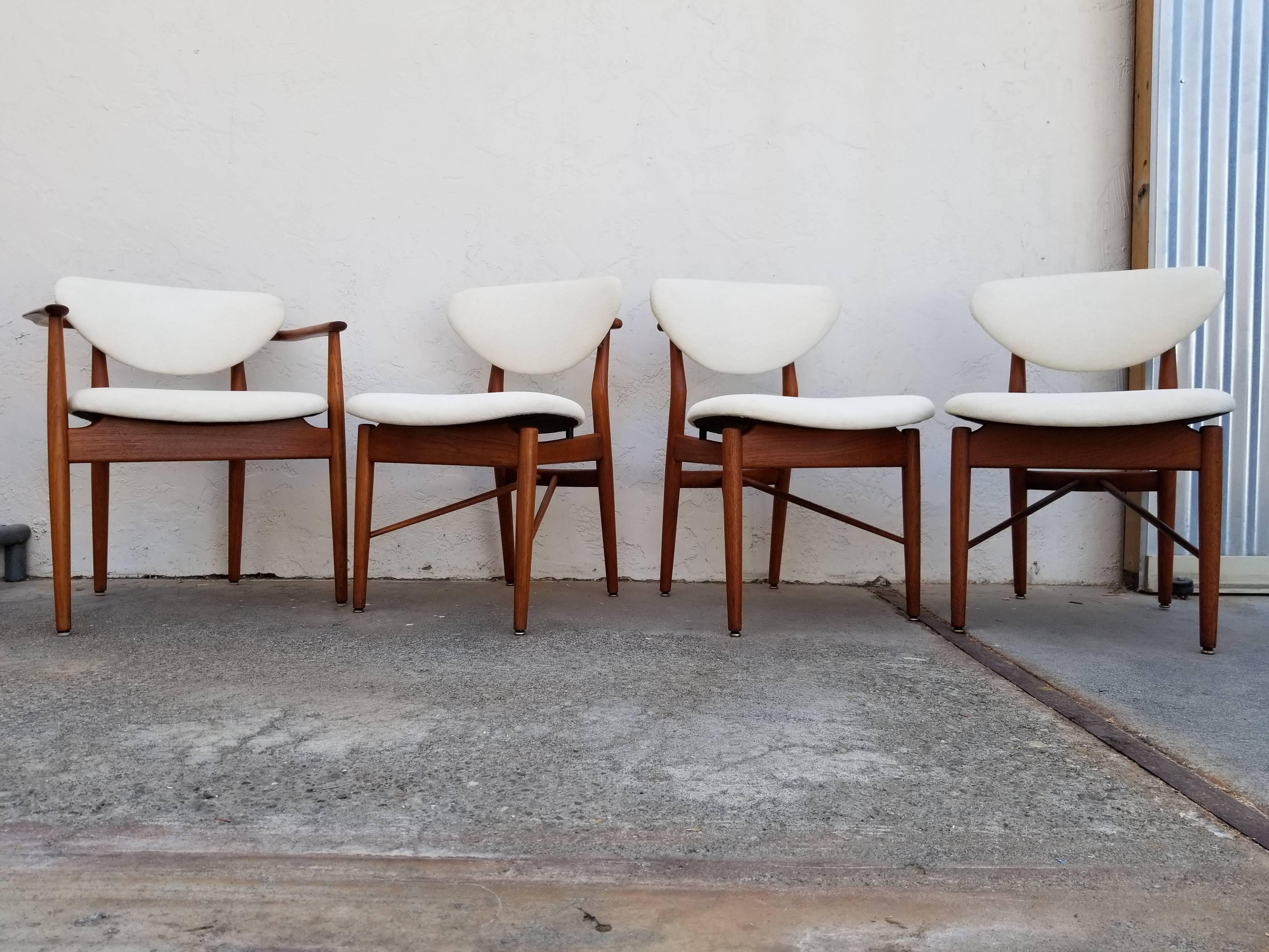 Finn Juhl Attributed Dining Chairs For Sale 1