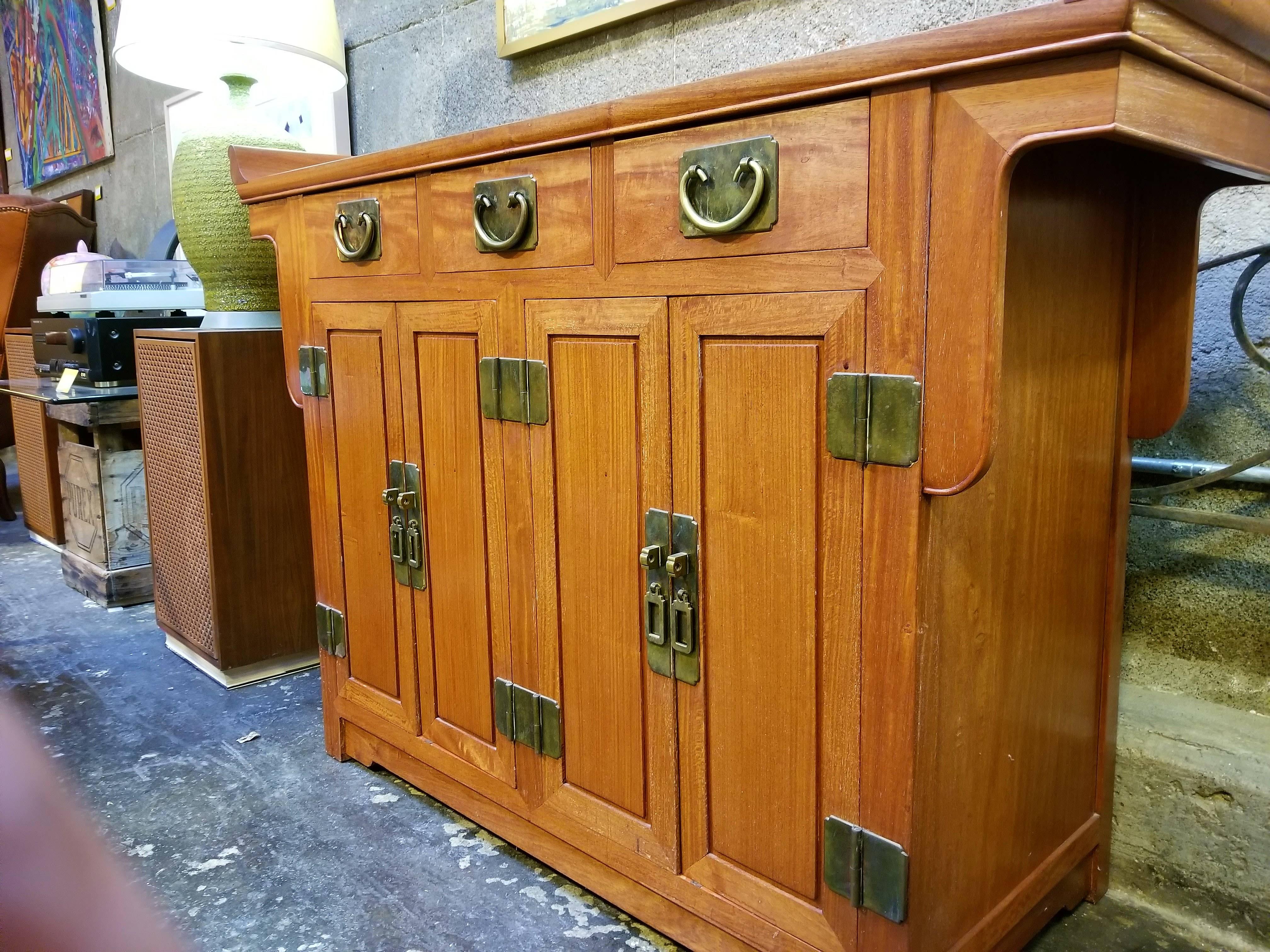 Chinese Hardwood Credenza by George Zee In Good Condition For Sale In Fulton, CA