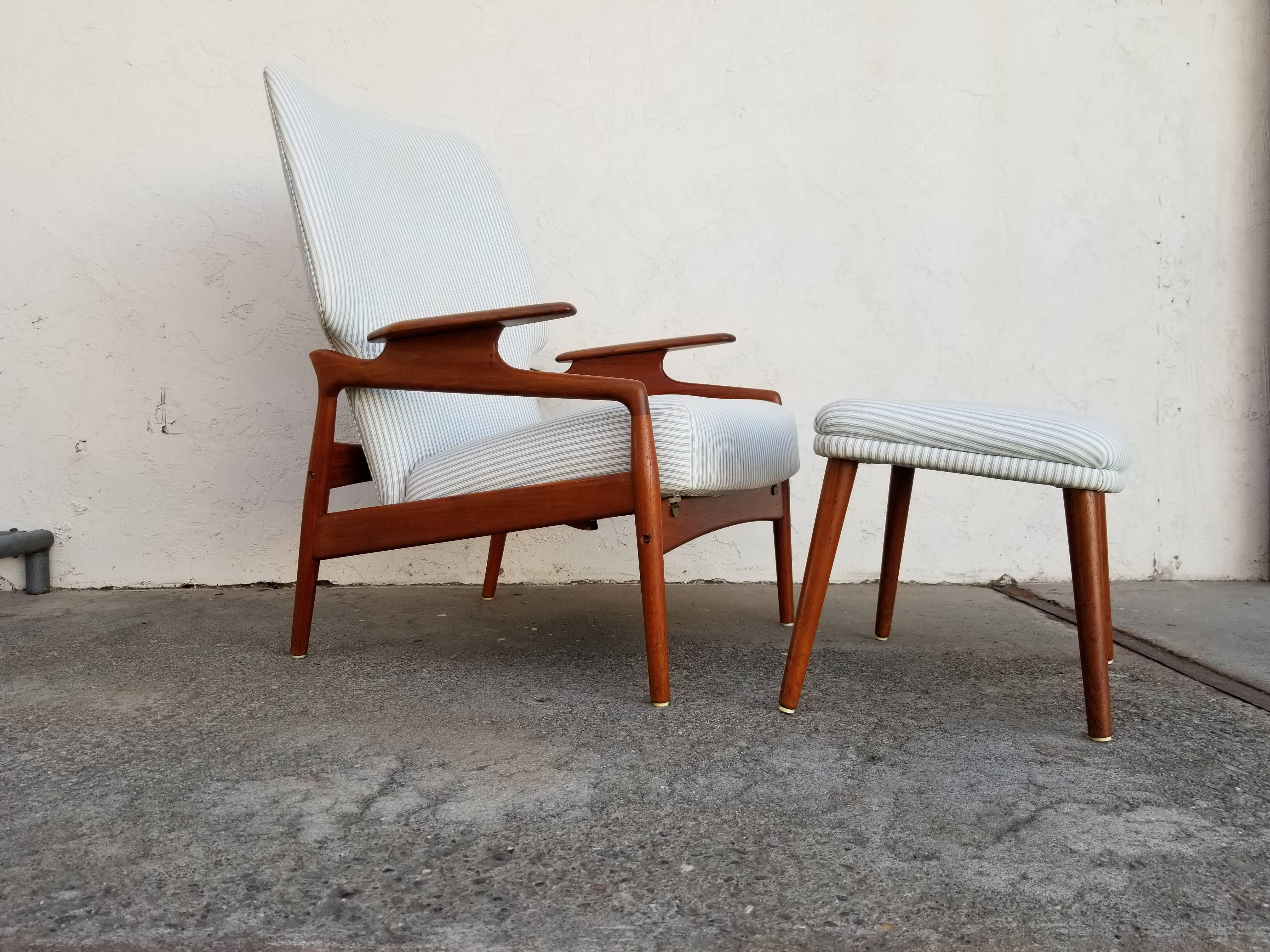 Danish Modern Teak Lounge Chair & Foot Stool 4