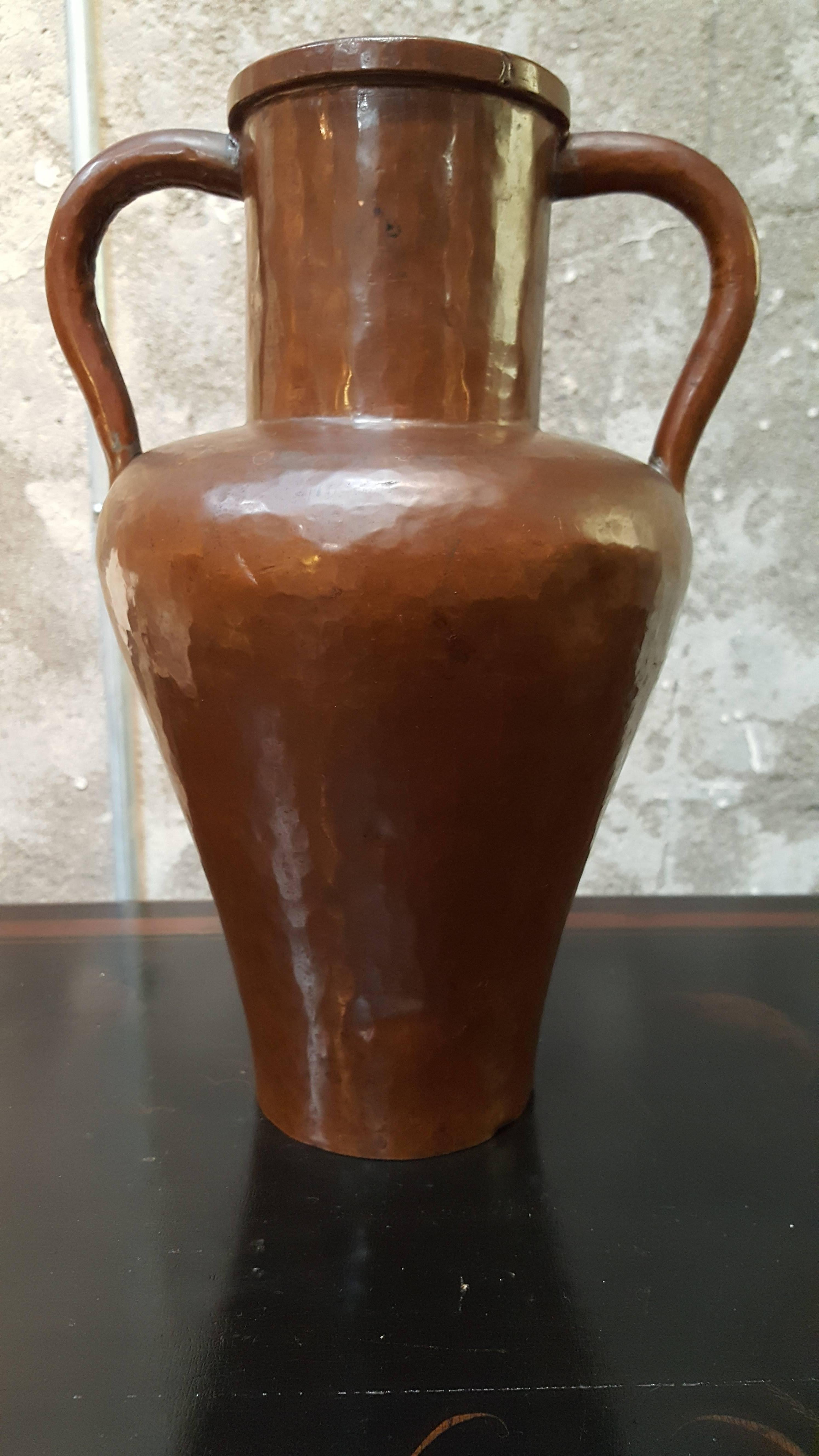Arts and Crafts Early 20th Century Hammered Copper Amphora Vase For Sale