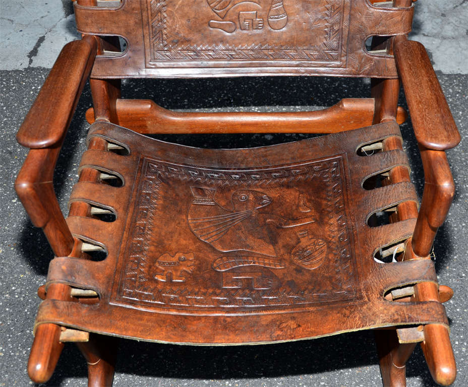 Pair of Rocking Chair in Mahogany 1