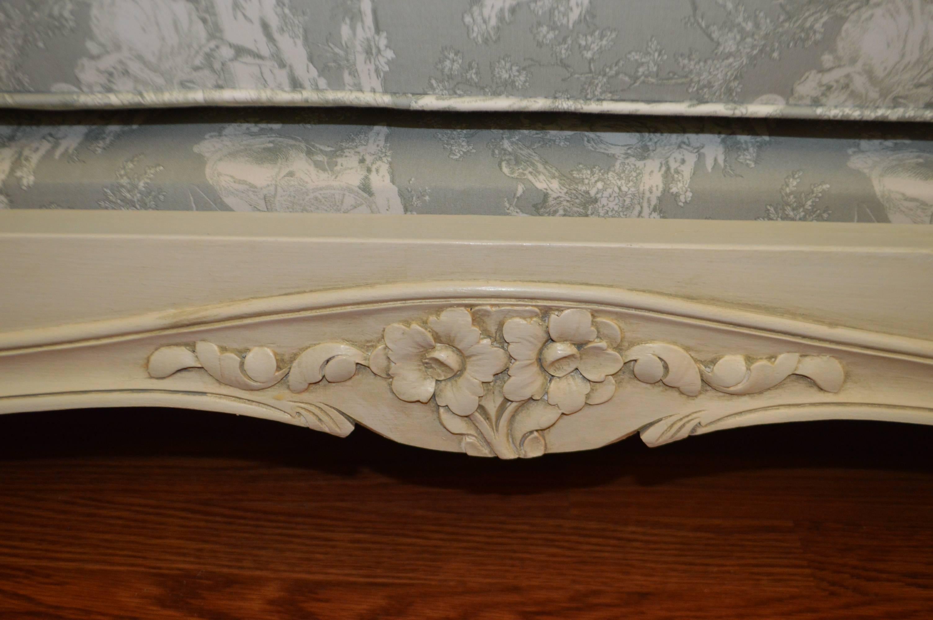 Patinated Louis XV Style Painted Daybed