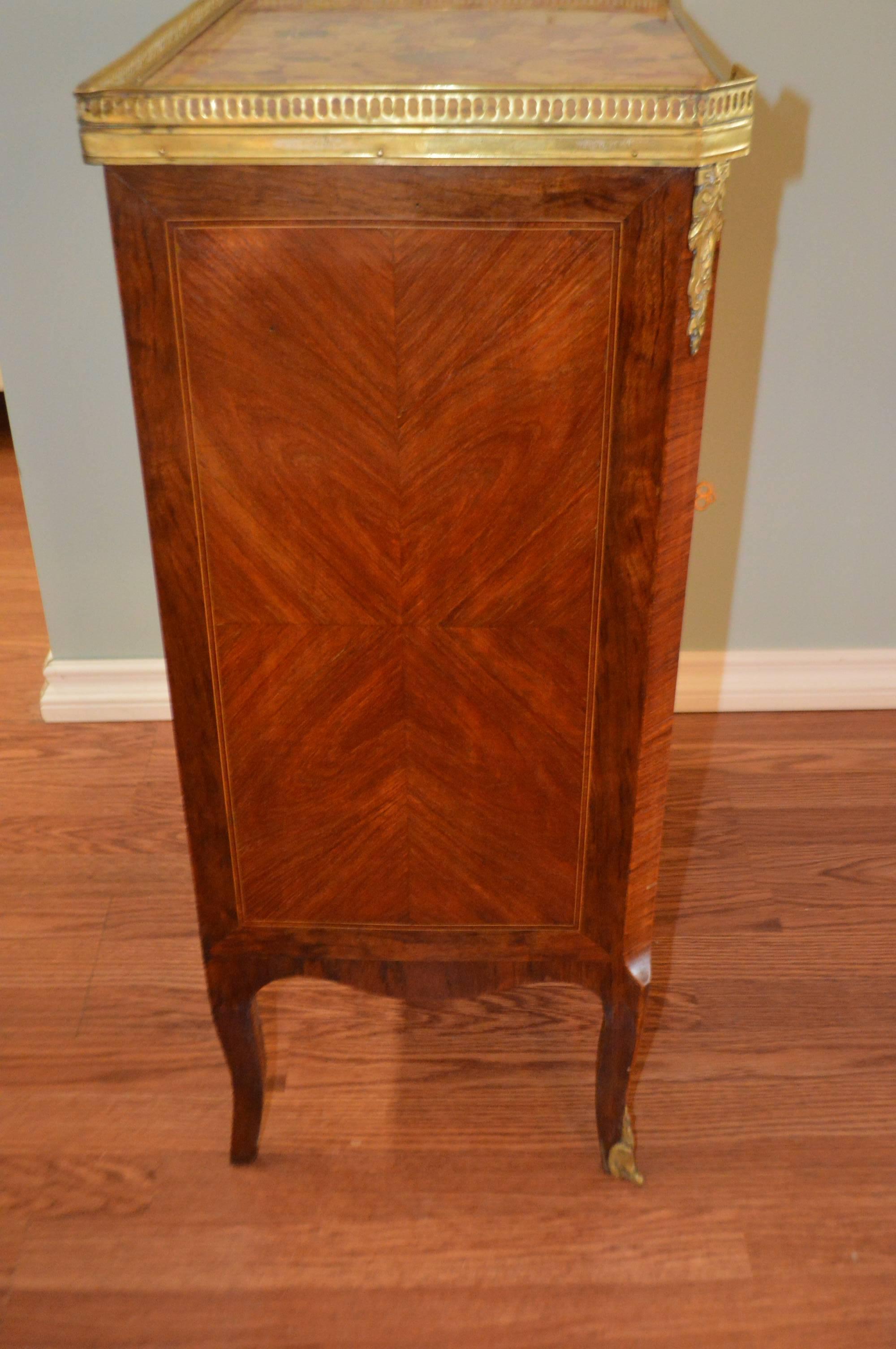 Transitional Style Inlay Two-Door Cabinet with Marble Top In Excellent Condition In Oakville, ON