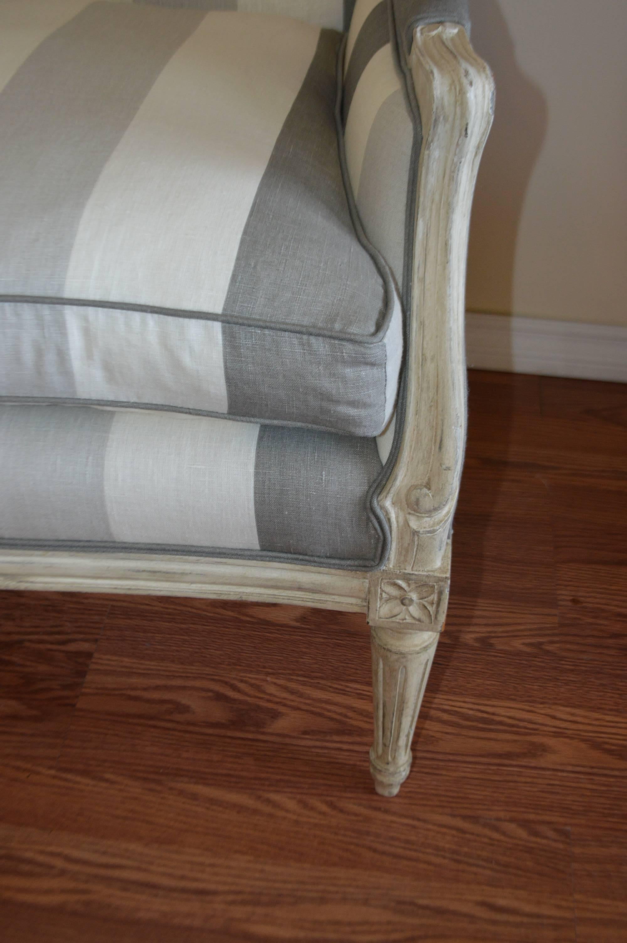 Louis XVI Style Painted Sofa with New Stripe Linen Fabric, Feather and Dawn Seat In Excellent Condition In Oakville, ON