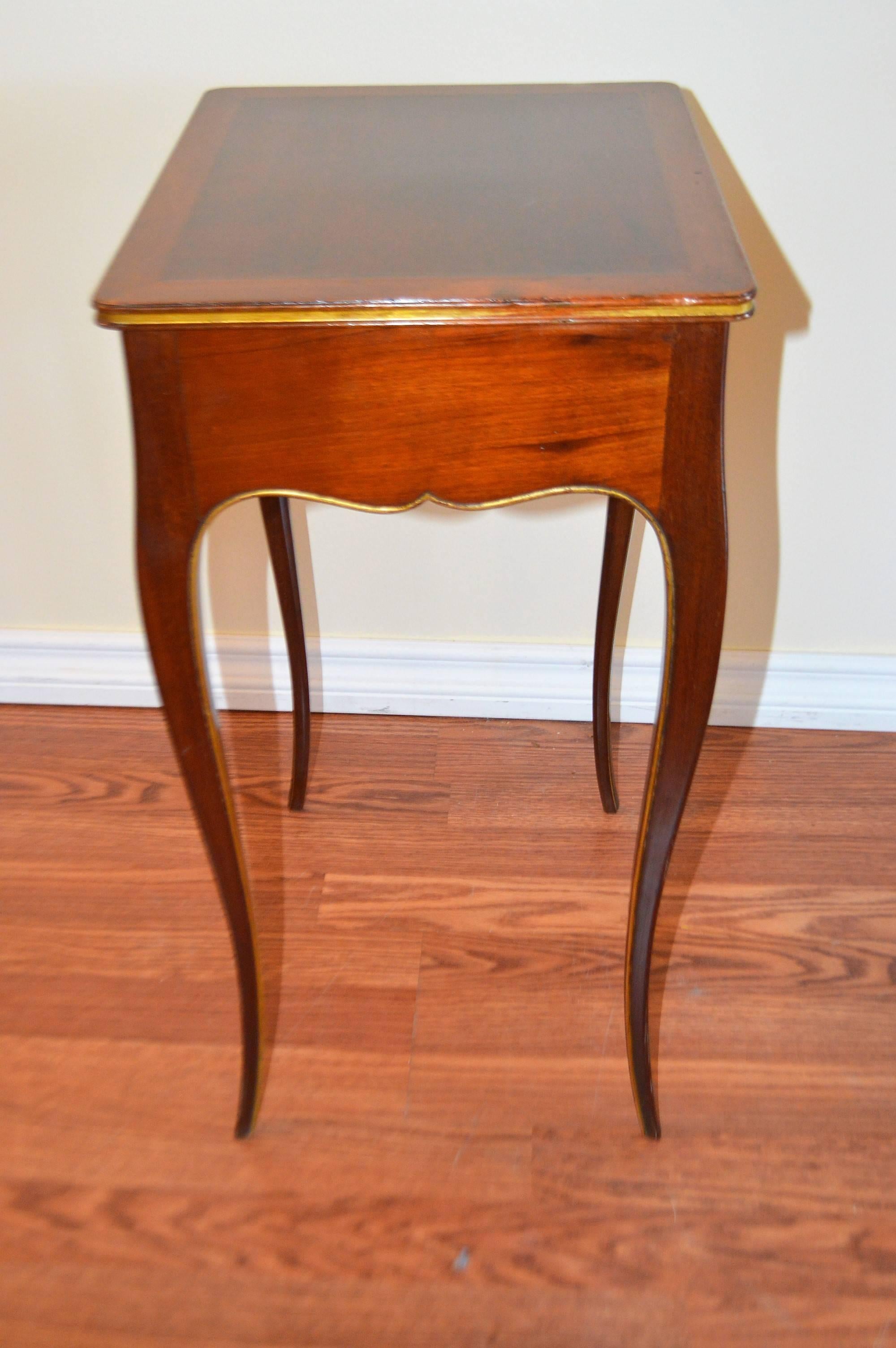 20th Century Pair of Elegant Mahogany Side Tables, Gilded Molding, Drawer and Pull-Out Table