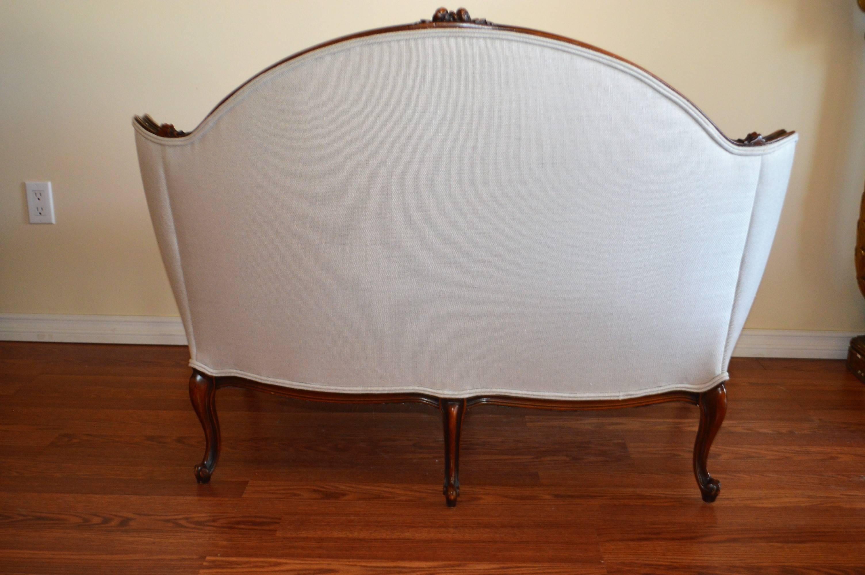 Louis XV Style Walnut Canape Newly Upholstered in Grey Linen Fabric, Dawn Seat 4