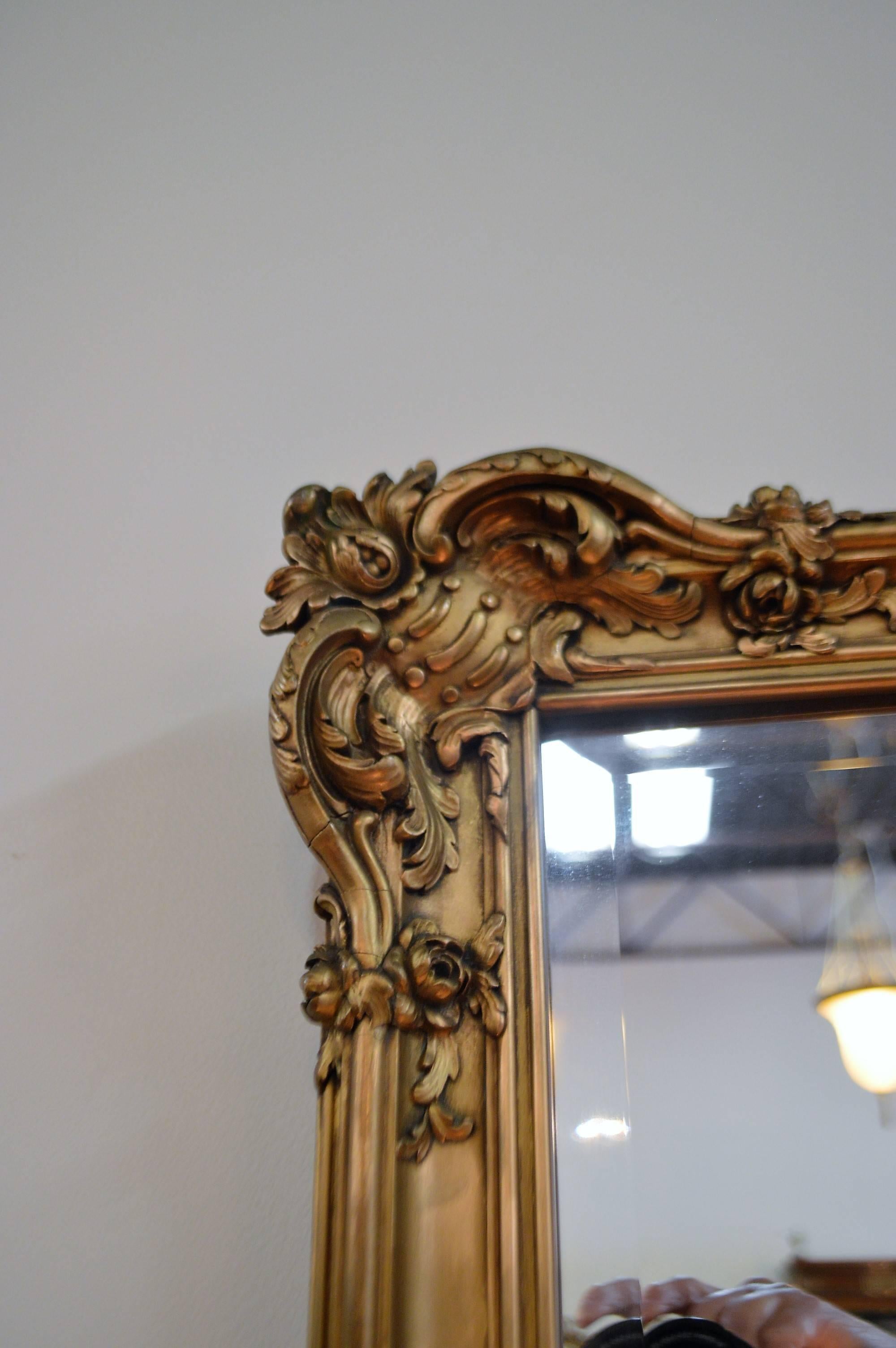 Louis XV Style Gilded Wooden Mirror In Excellent Condition In Oakville, ON