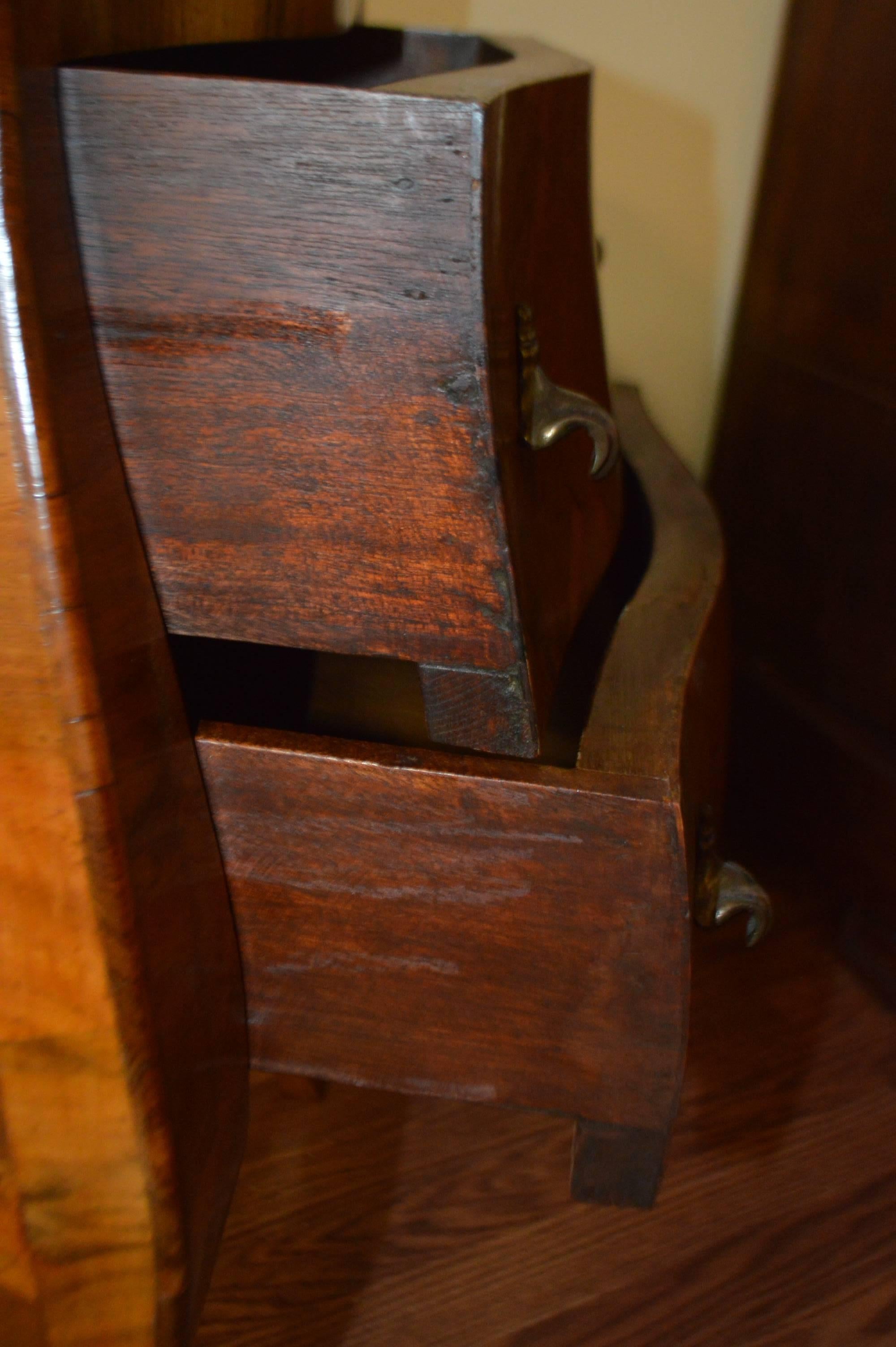 Pair of Unusual Inlay Tulip Wood Bombe Side Tables or Nightstands 1