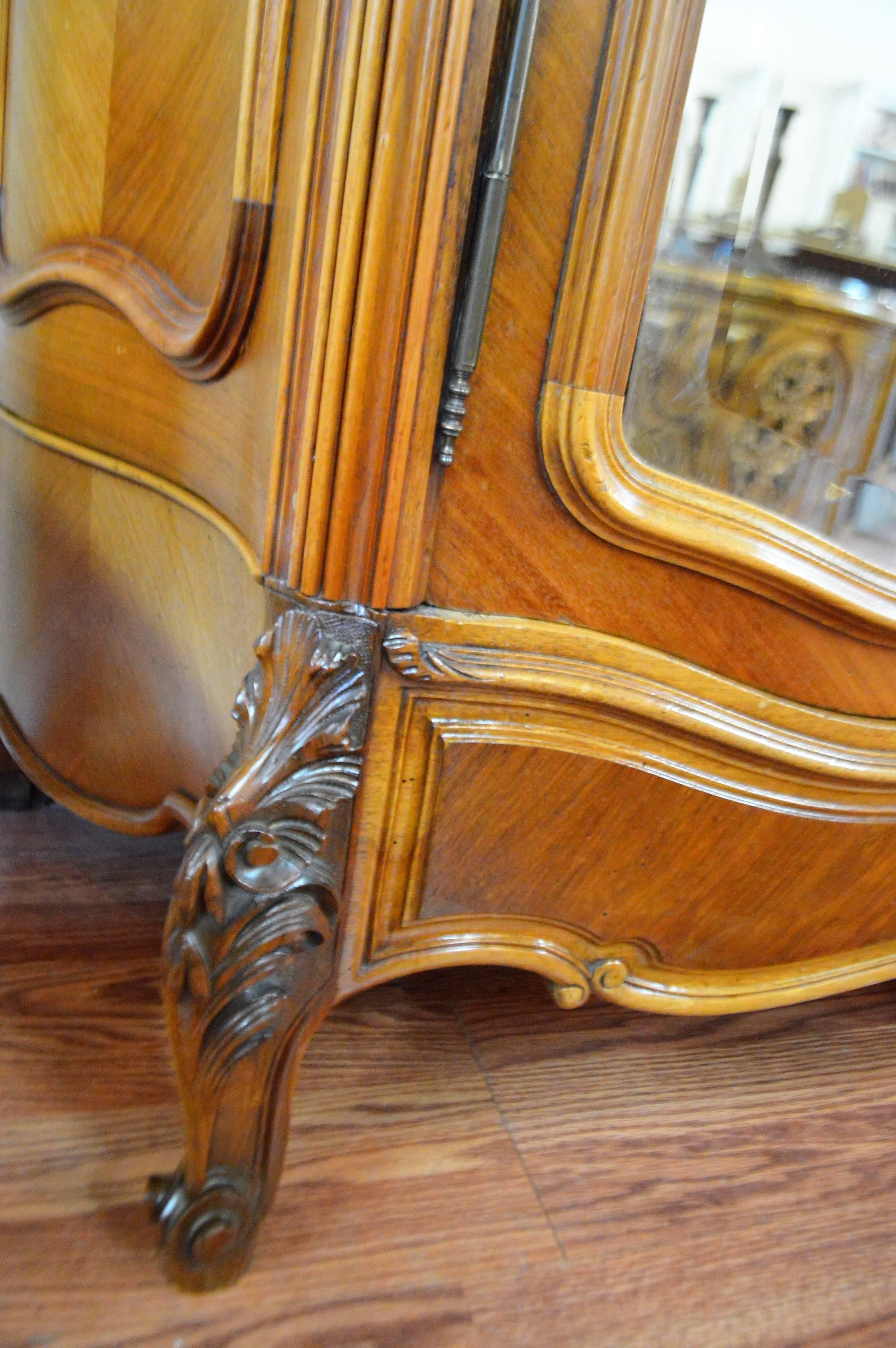 Louis XV Style Two Mirror Doors Walnut Armoire with Amazing Hand-Carved Detail 4