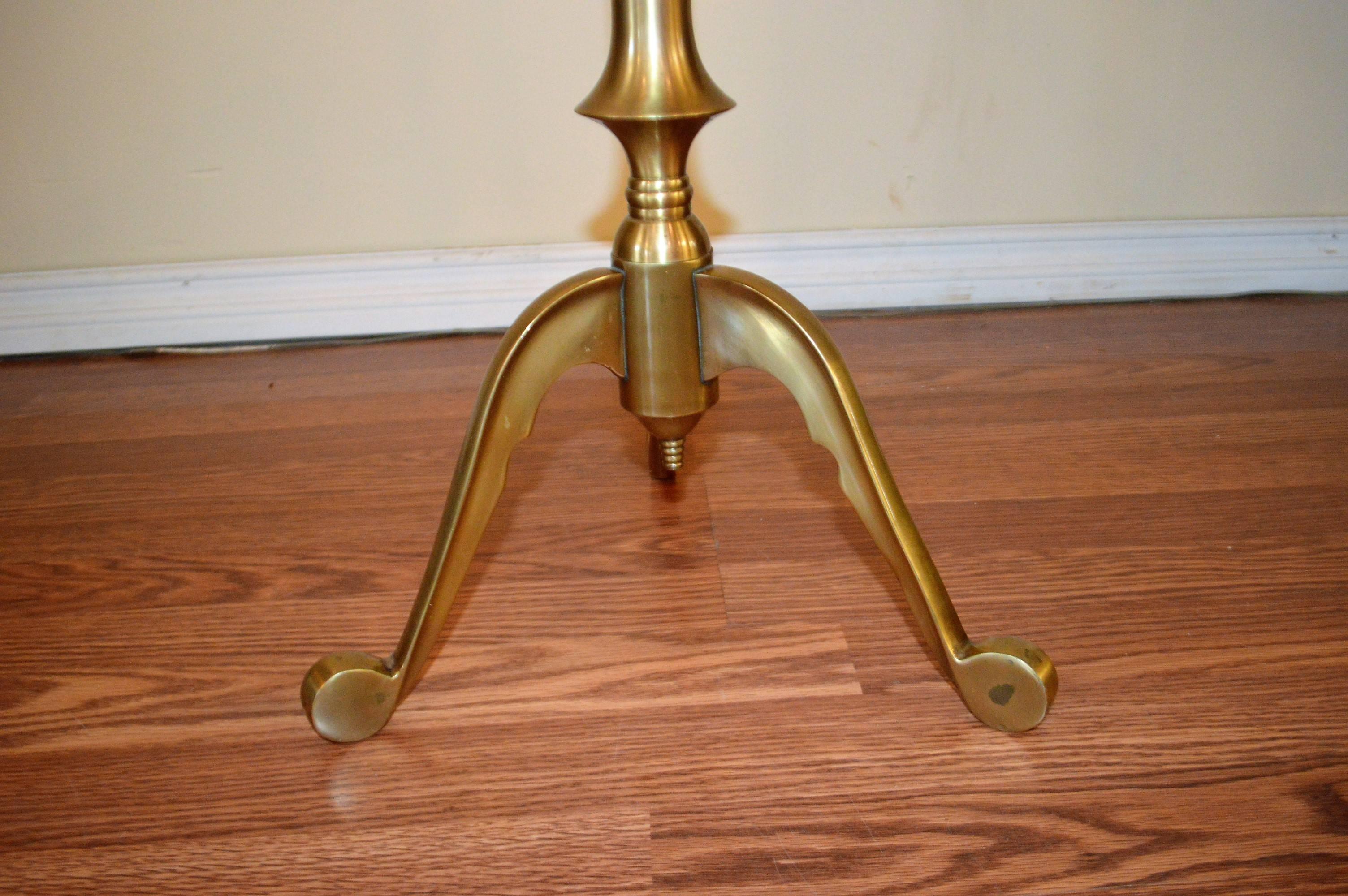 Round Tripod Solid Brass Side Table with Marble Top In Excellent Condition In Oakville, ON