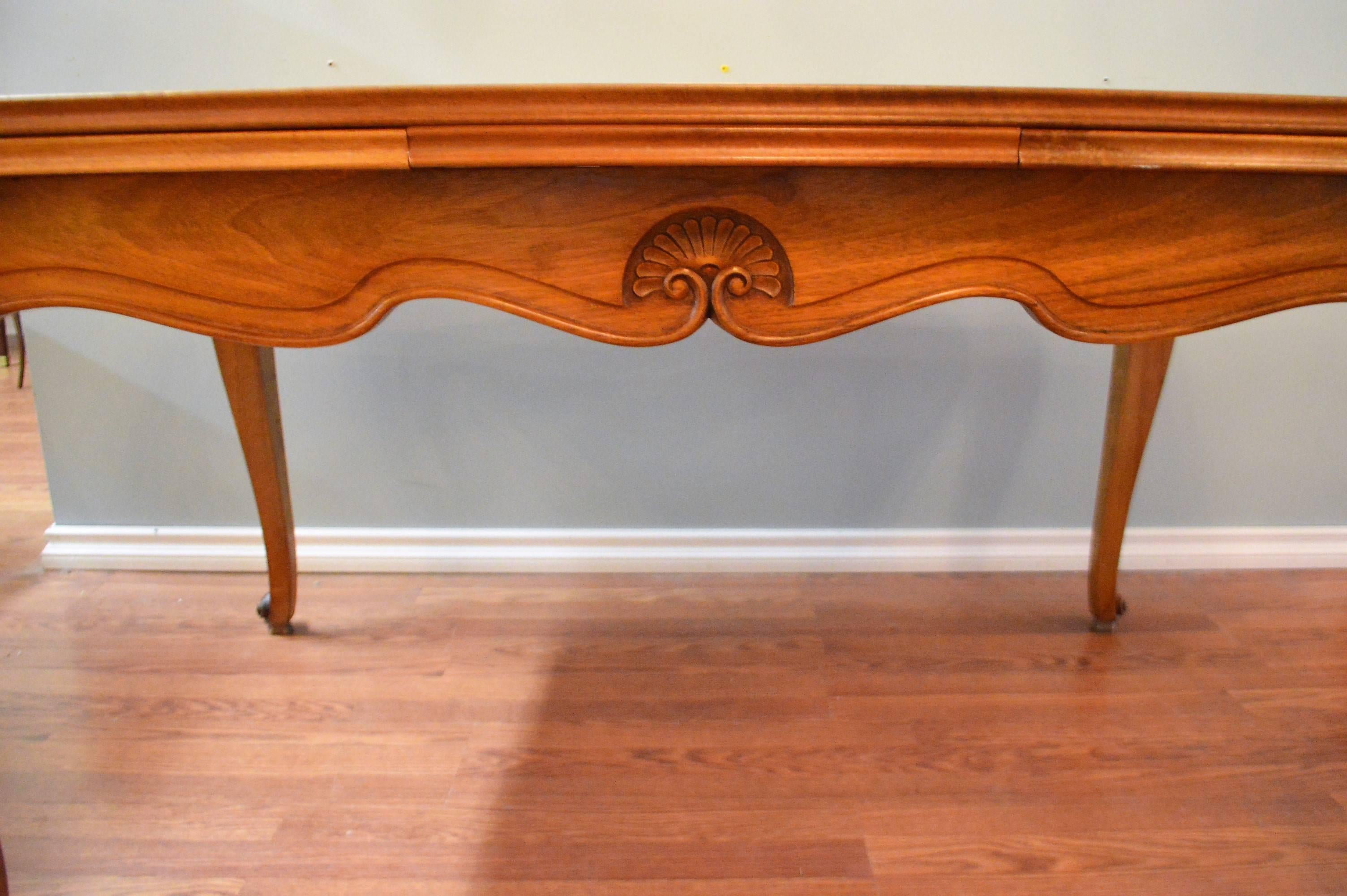 Louis XV Style Walnut French Country Dining Table, Parquetry Top, Two Extensions In Excellent Condition In Oakville, ON