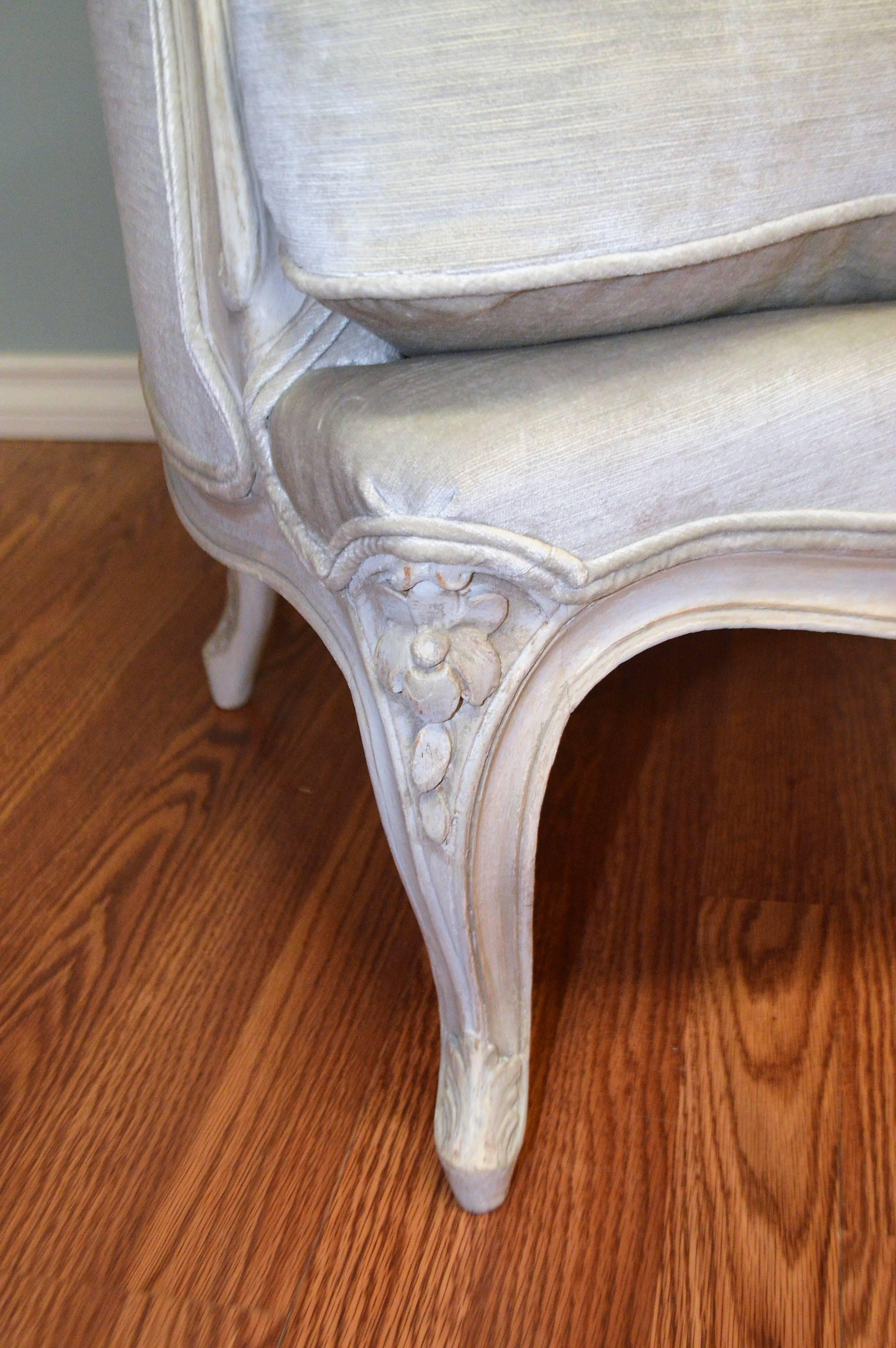 Pair of French Louis XV Style Painted Bergere Chairs with Grey Velvet Fabric 2