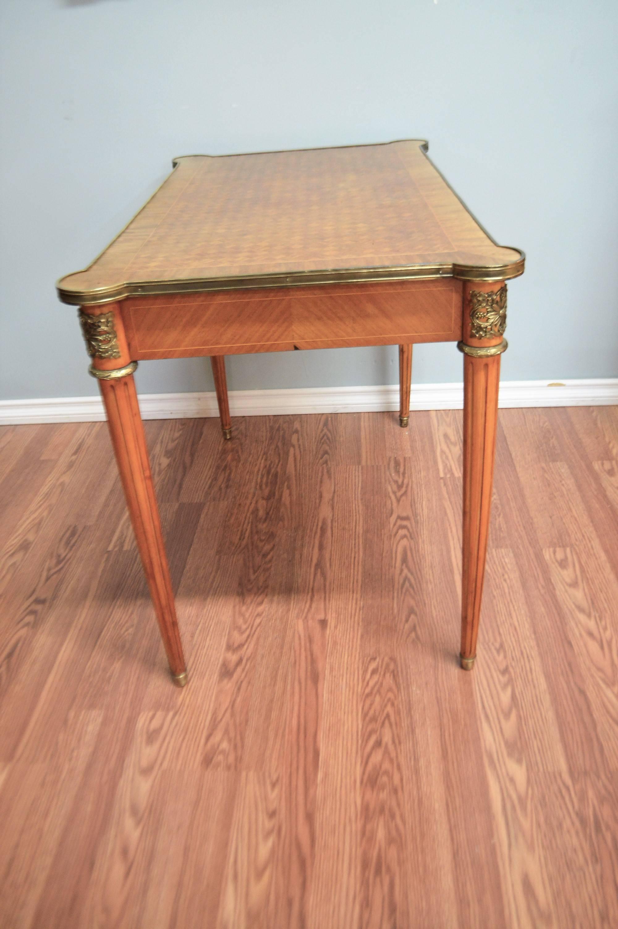 Louis XVI Style Writing Table with Diamond In-Lay Top, Bronze Ornaments, Drawer In Excellent Condition In Oakville, ON