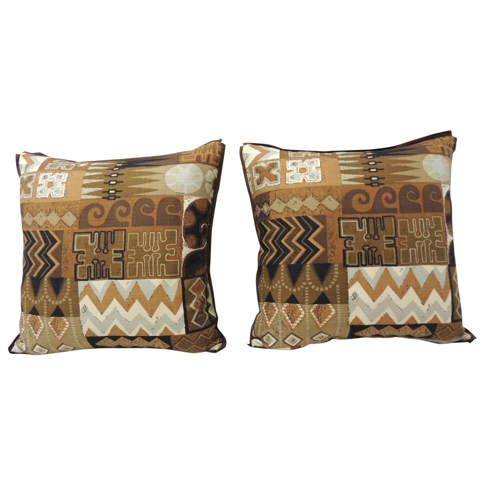 Pair of Brown and Grey Mid-Century Modern Decorative Pillows For Sale