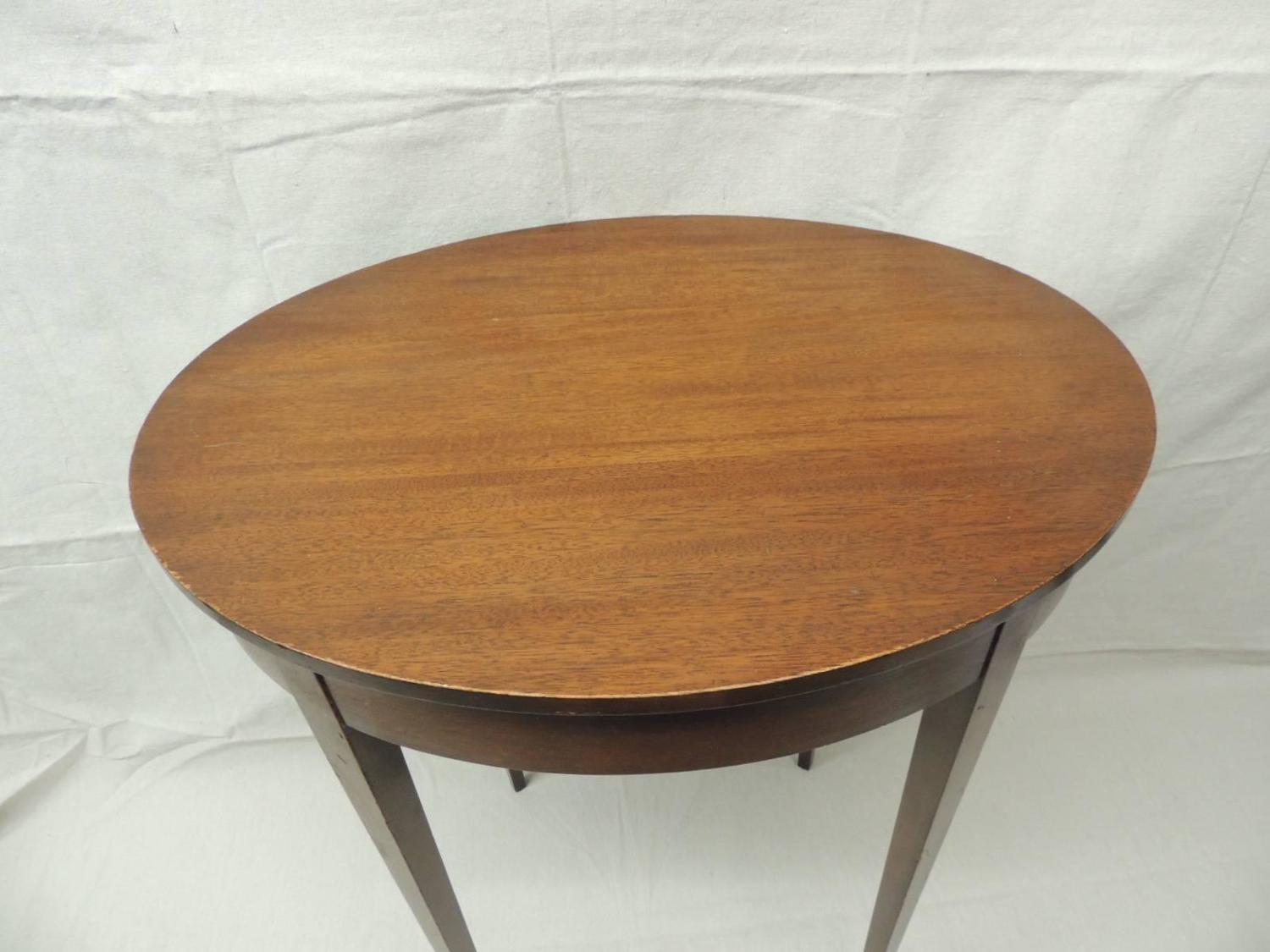 Vintage Oval Wood Side Table with Square Tapered Legs For Sale at 1stdibs
