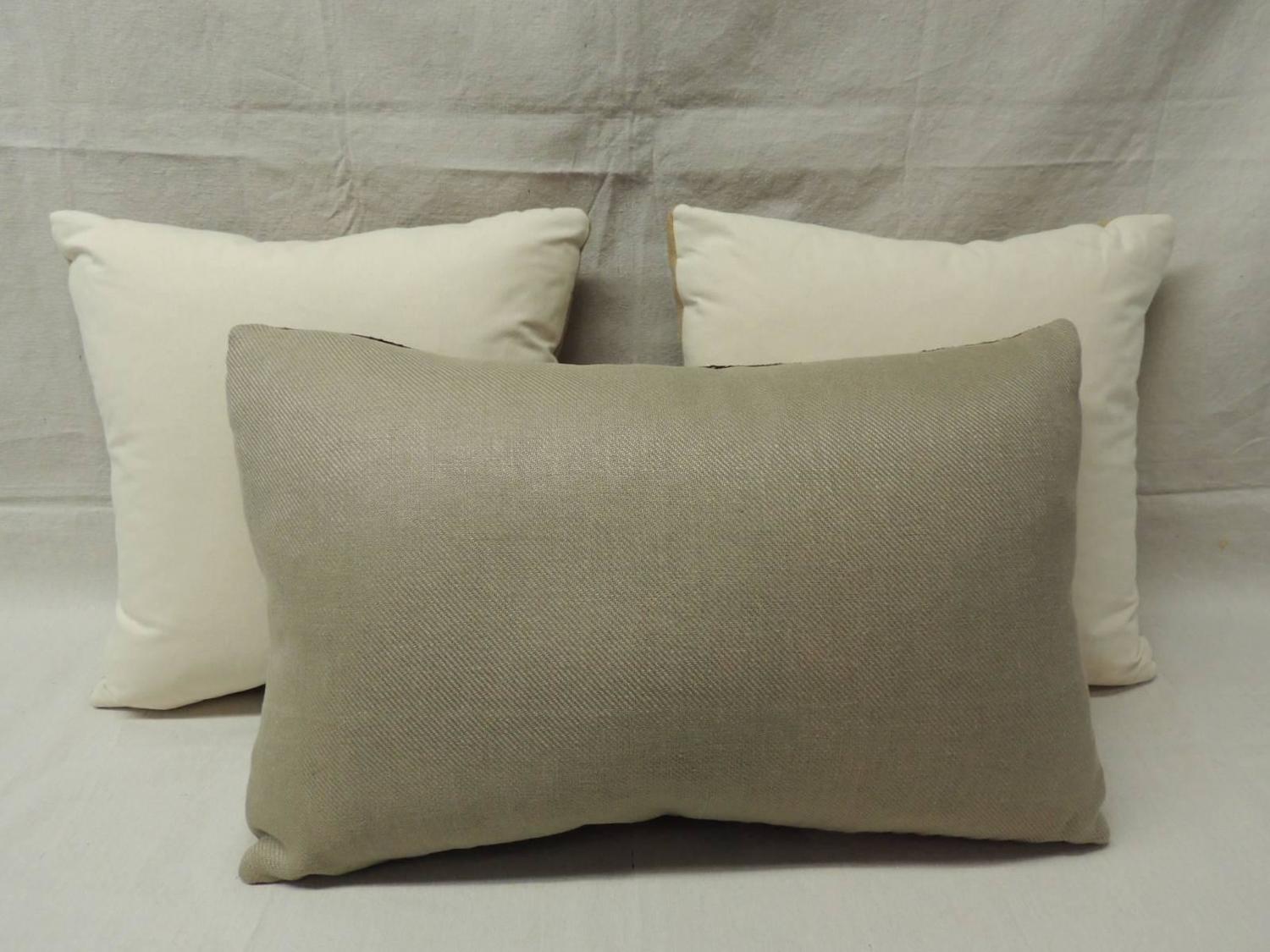 Tan and Brown Weave Textured Decorative Pillows For Sale at 1stdibs