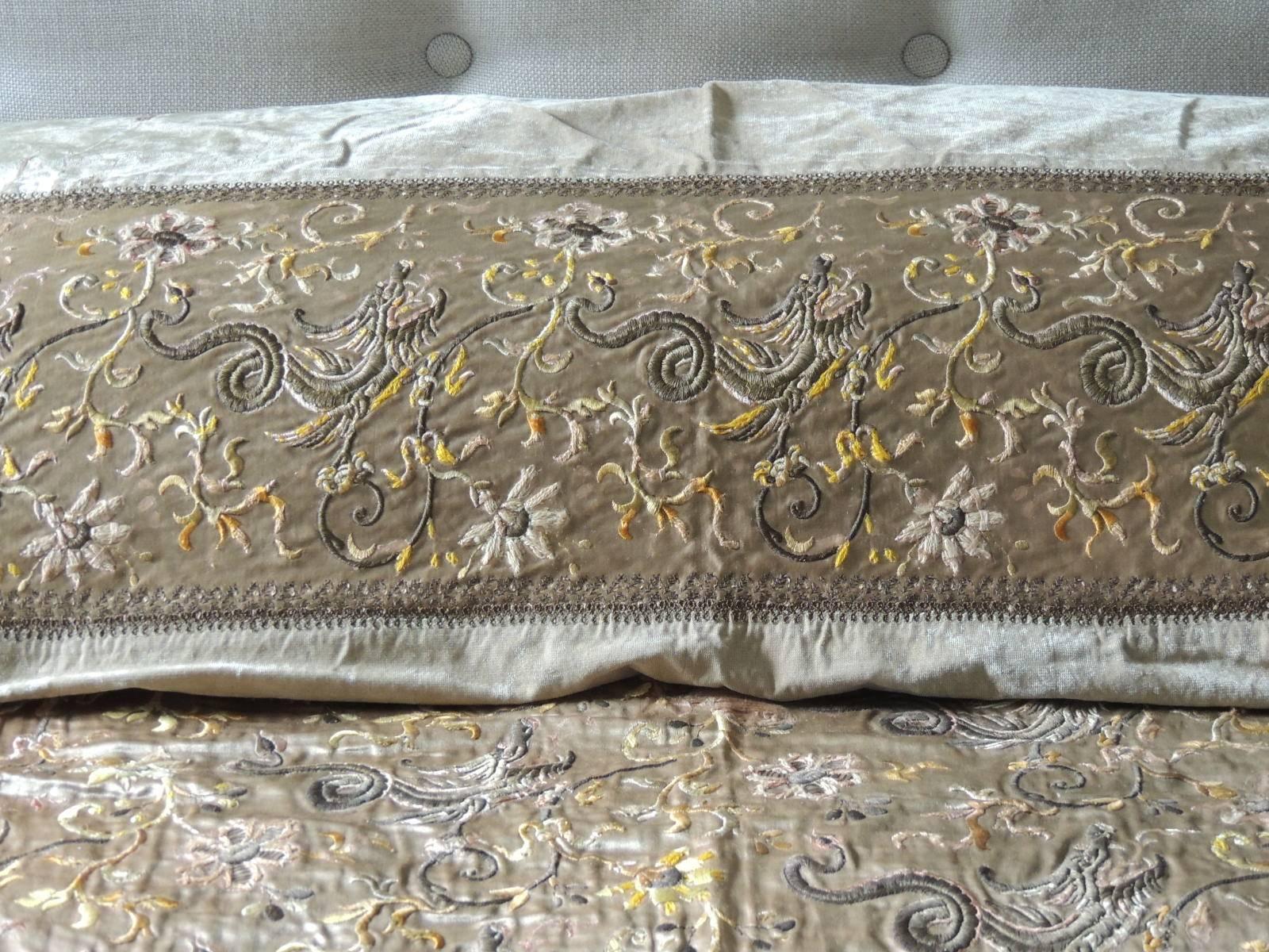 Green Asian Silk Embroidered Bed Cover or Wall Hanging Tapestry In Good Condition In Oakland Park, FL