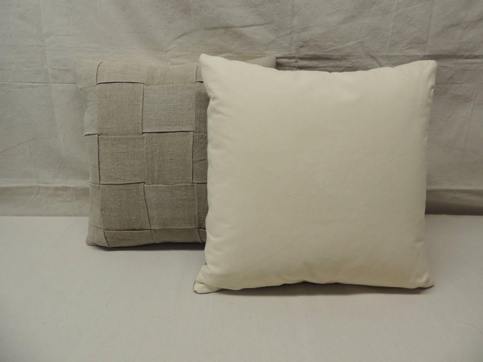 Hand-Crafted Pair of 19th Century Homespun Basket Weave French Linen Pillows