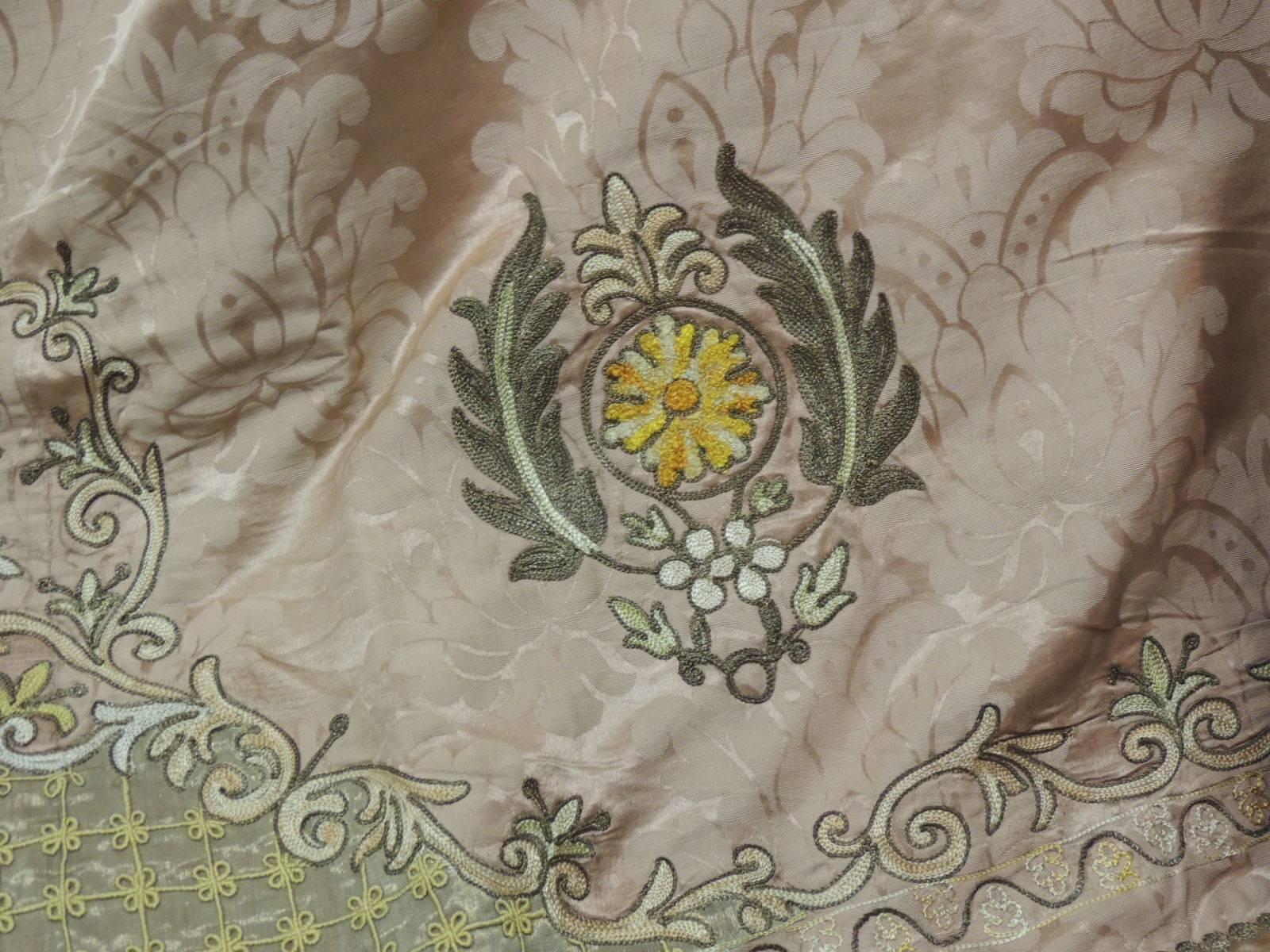 Square Green and Pink Italian Hand Embroidery on Silk Cloth In Good Condition In Oakland Park, FL