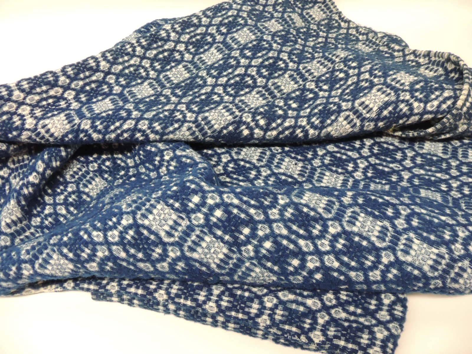 colonial coverlet