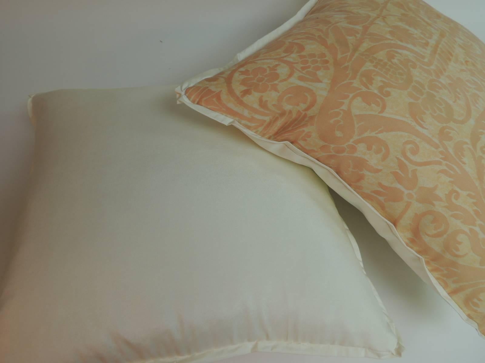 Italian Pair of Peach Fortuny “Uccelli” Printed Vintage Decorative Pillows