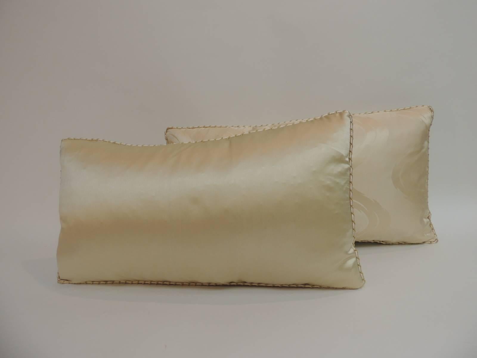 Pair of Antique Japanese Silk Obi Ecru Lumbar Decorative Pillows In Excellent Condition In Oakland Park, FL