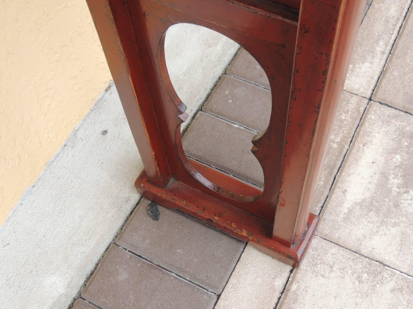 Vintage Chinese Red Cinnabar Lacquer Altar or Console Table In Excellent Condition In Oakland Park, FL