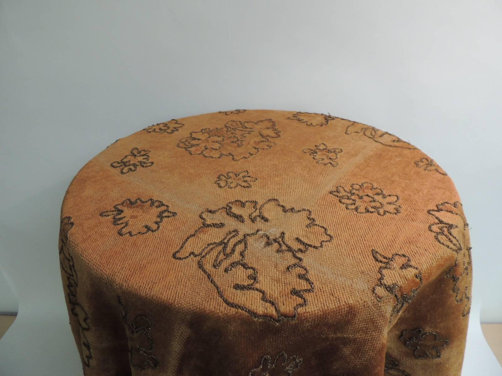 18th century Italian cotton velvet embroidery cloth, heavy floral embroidery of antique gold metallic threads on cotton.
Floral pattern all around and center medallion. Ideal as a table topper or a throw on a sofa.
Size: 51.75