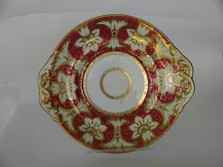 Pair of Victorian Red and Gold plates For Sale at 1stDibs