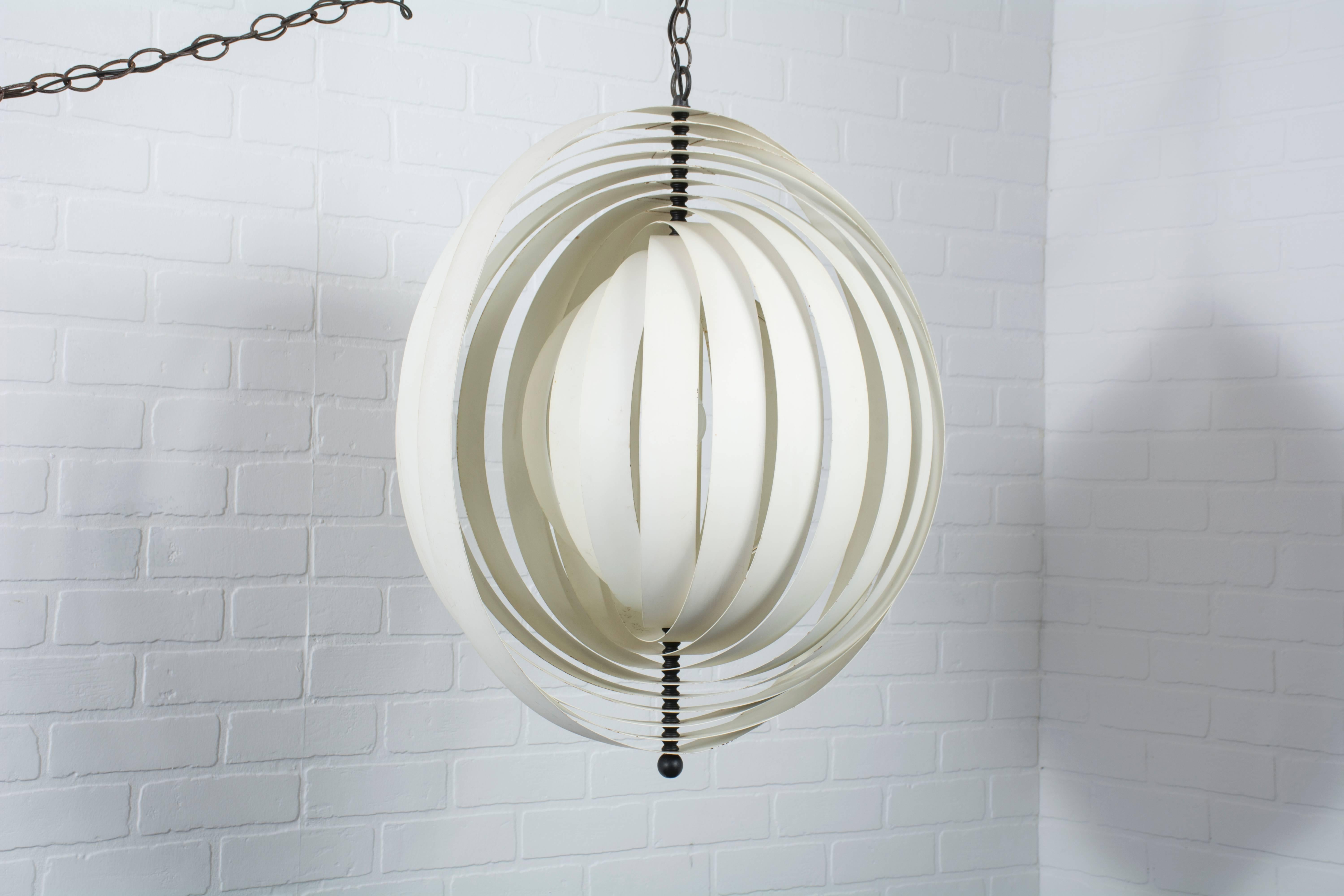 Mid-Century Modern Hanging 'Moon' Lamp 1